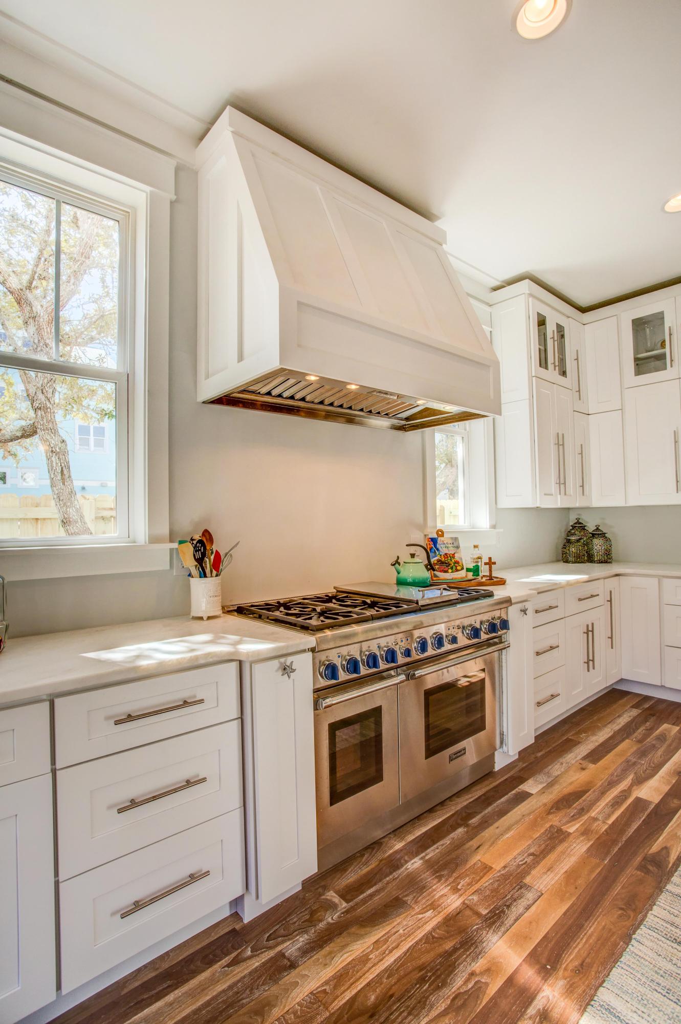 GULF SHORE MANOR - Residential