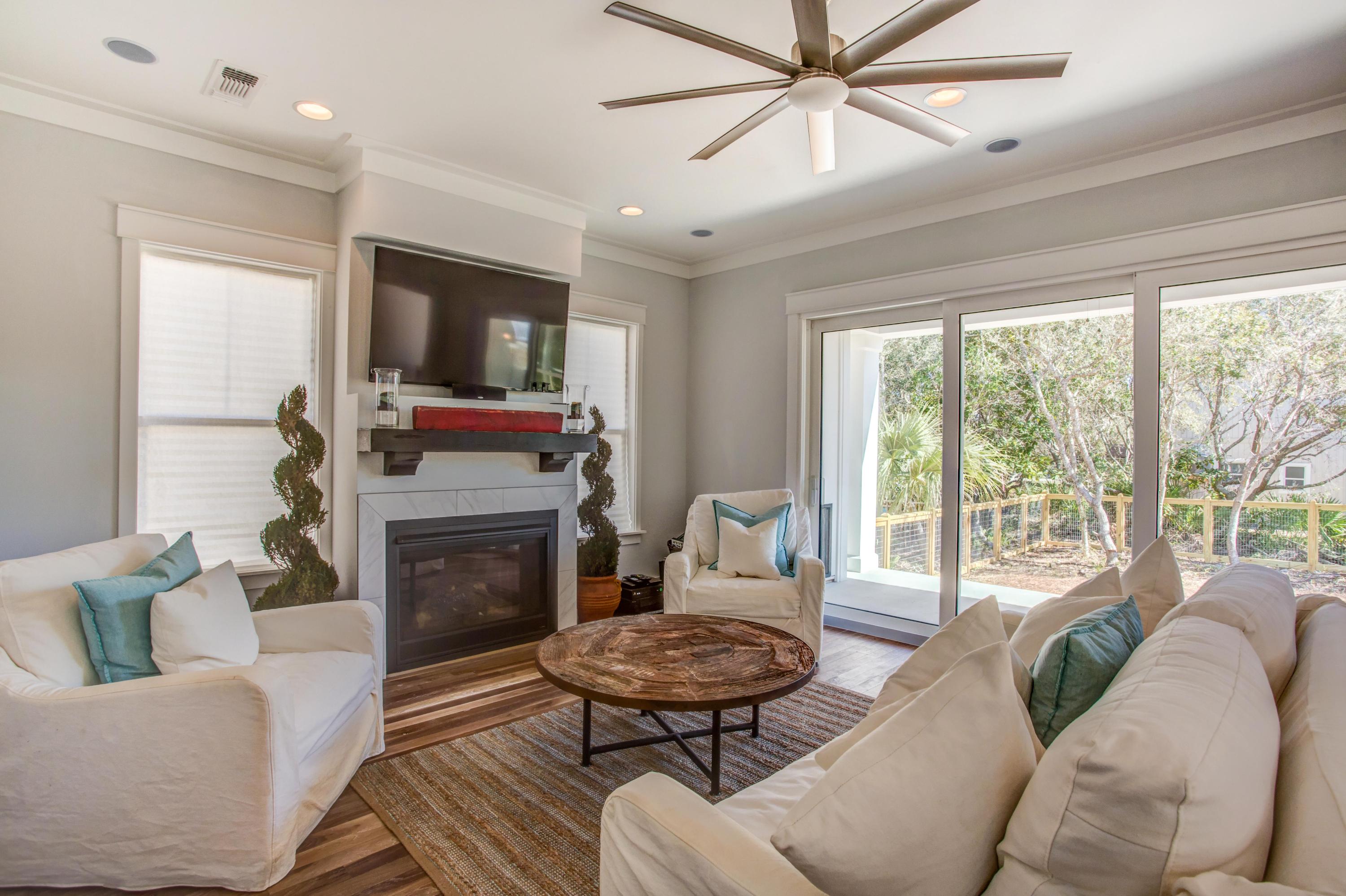 GULF SHORE MANOR - Residential