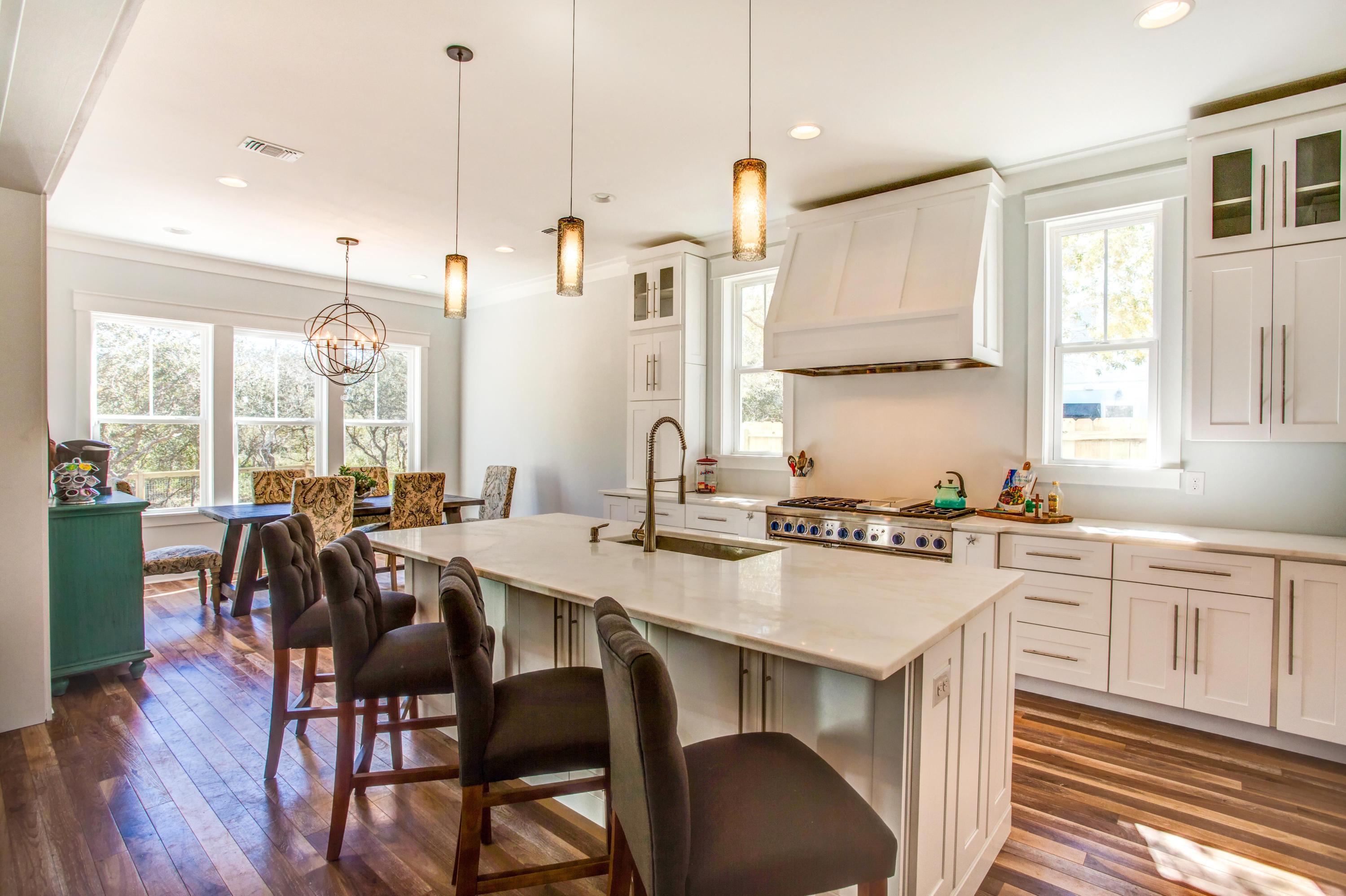 GULF SHORE MANOR - Residential