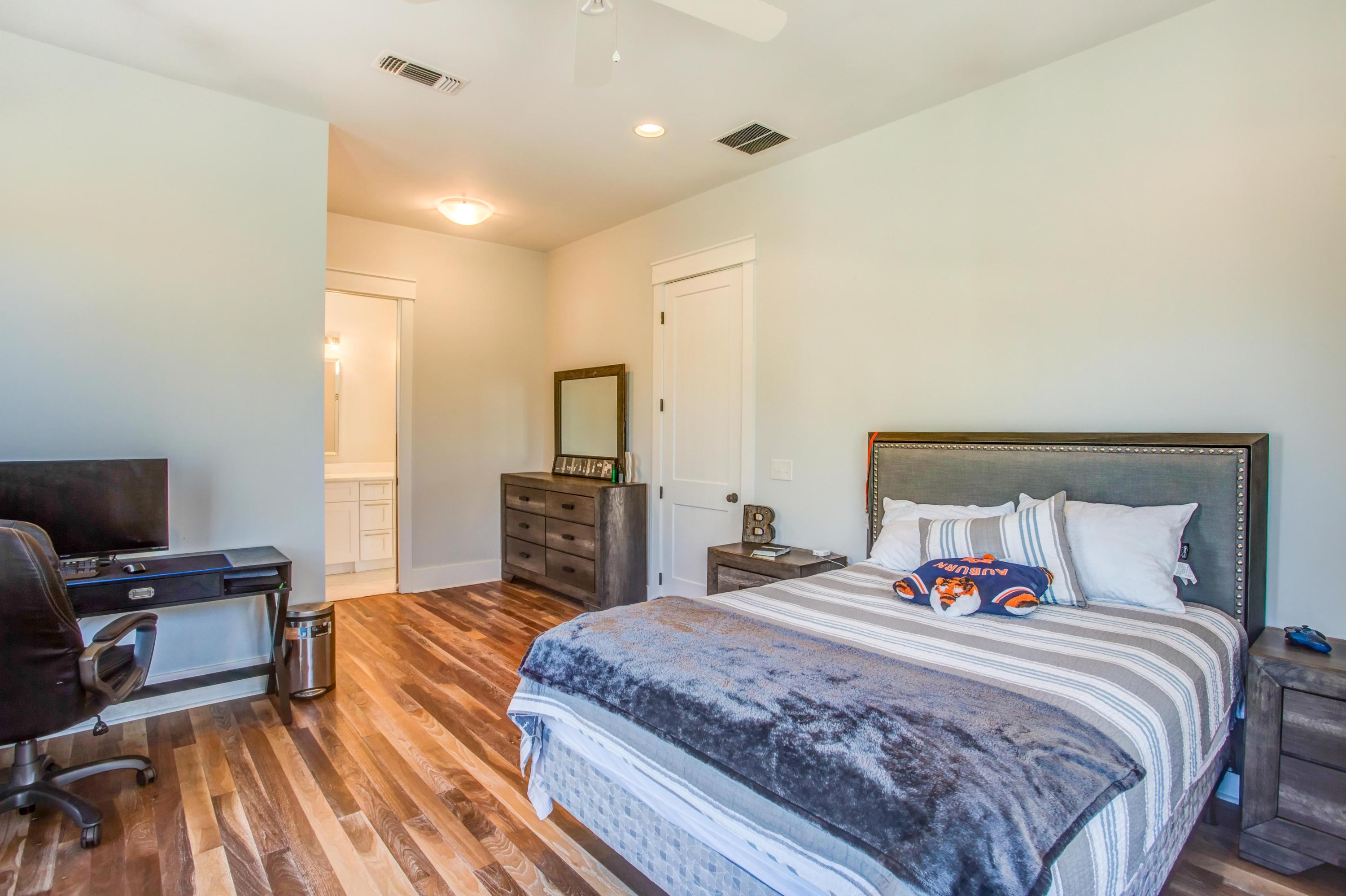 GULF SHORE MANOR - Residential