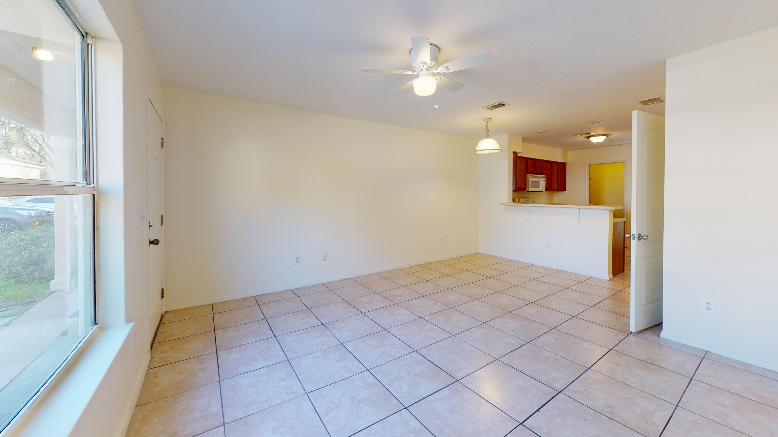 SHAY LIN T/H - Residential