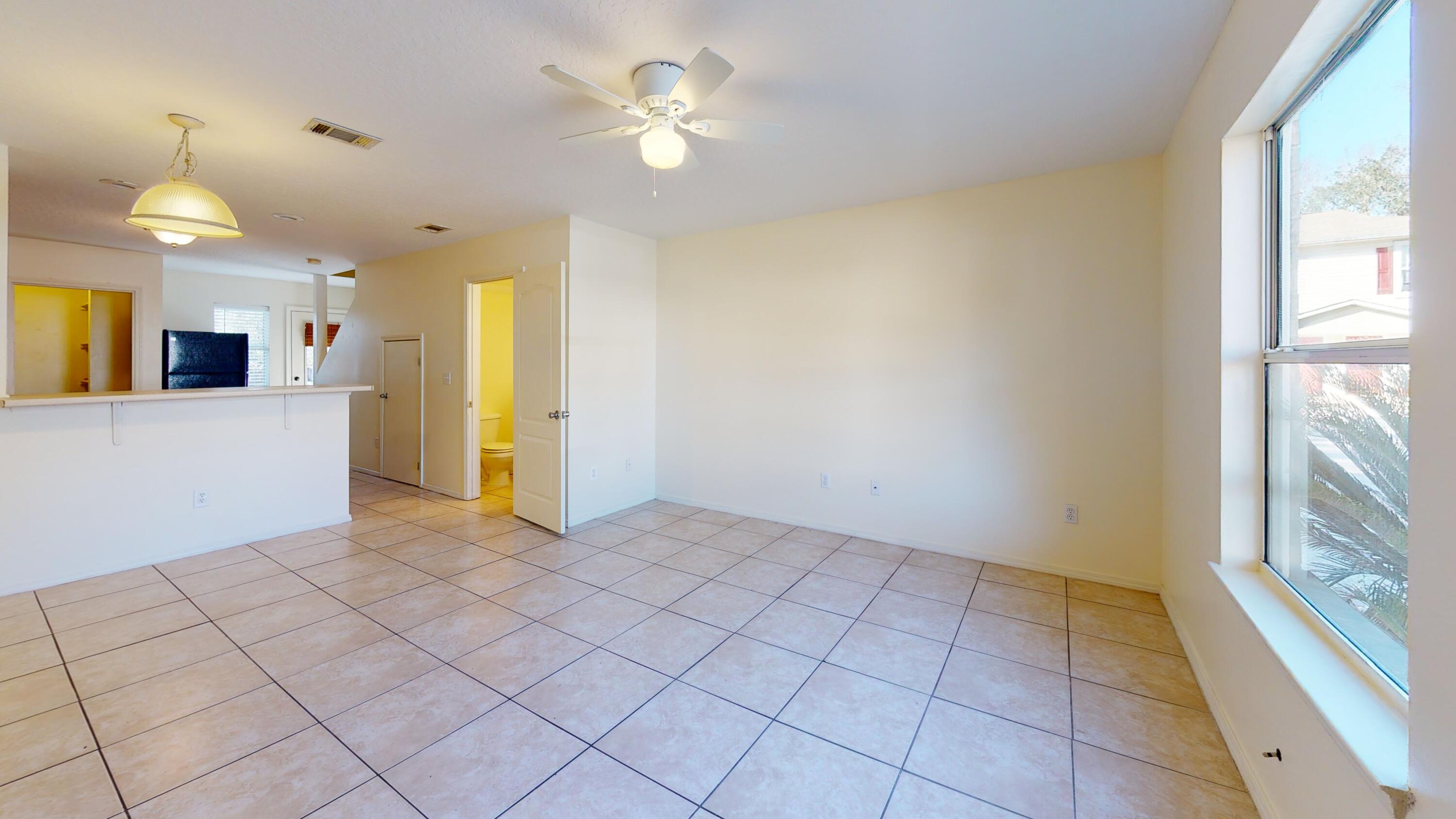 SHAY LIN T/H - Residential