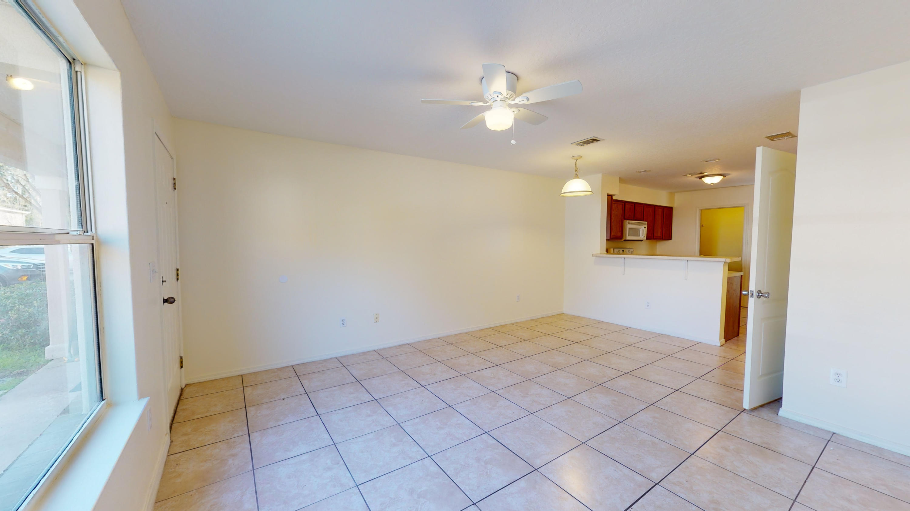 SHAY LIN T/H - Residential