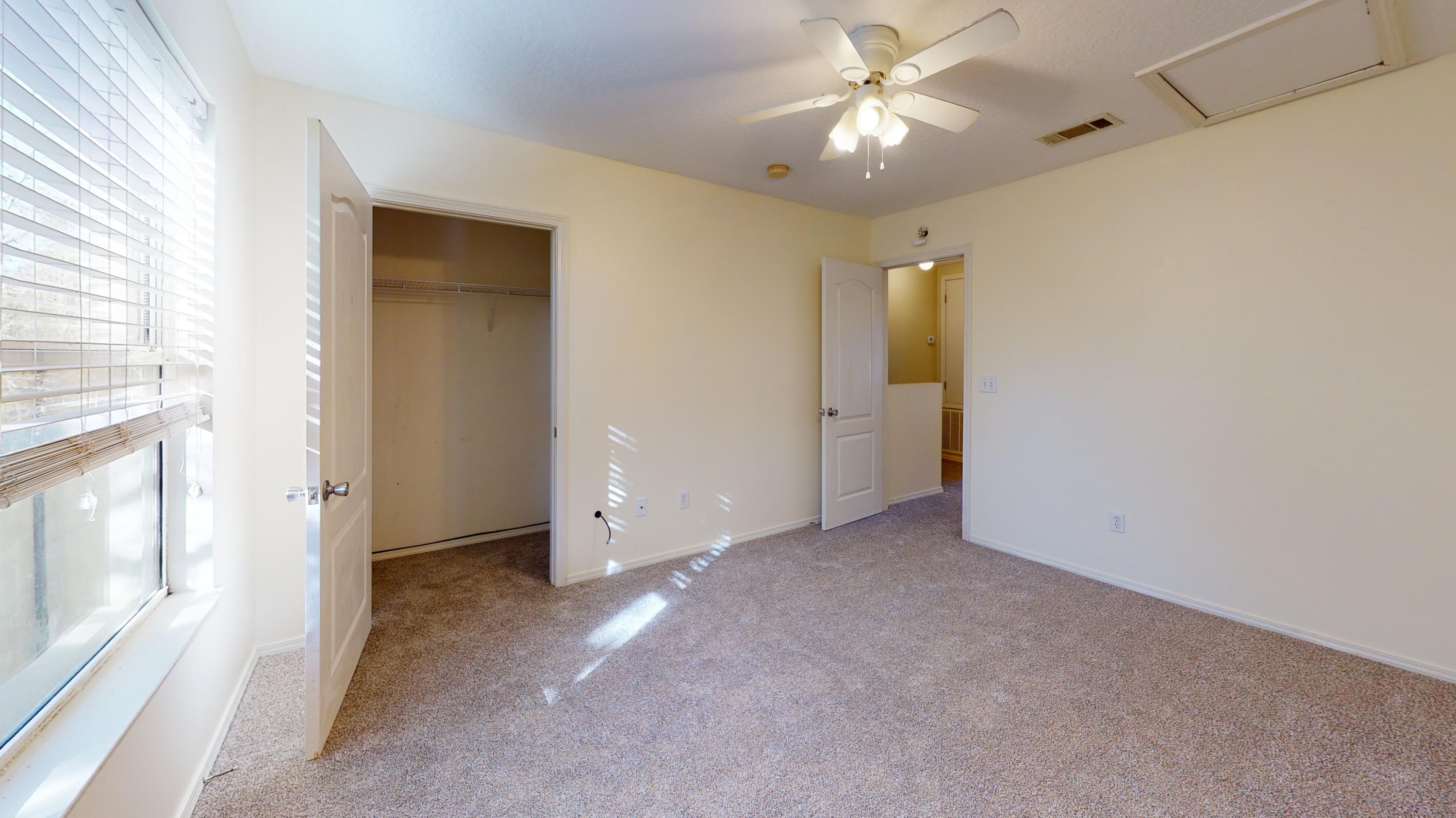 SHAY LIN T/H - Residential