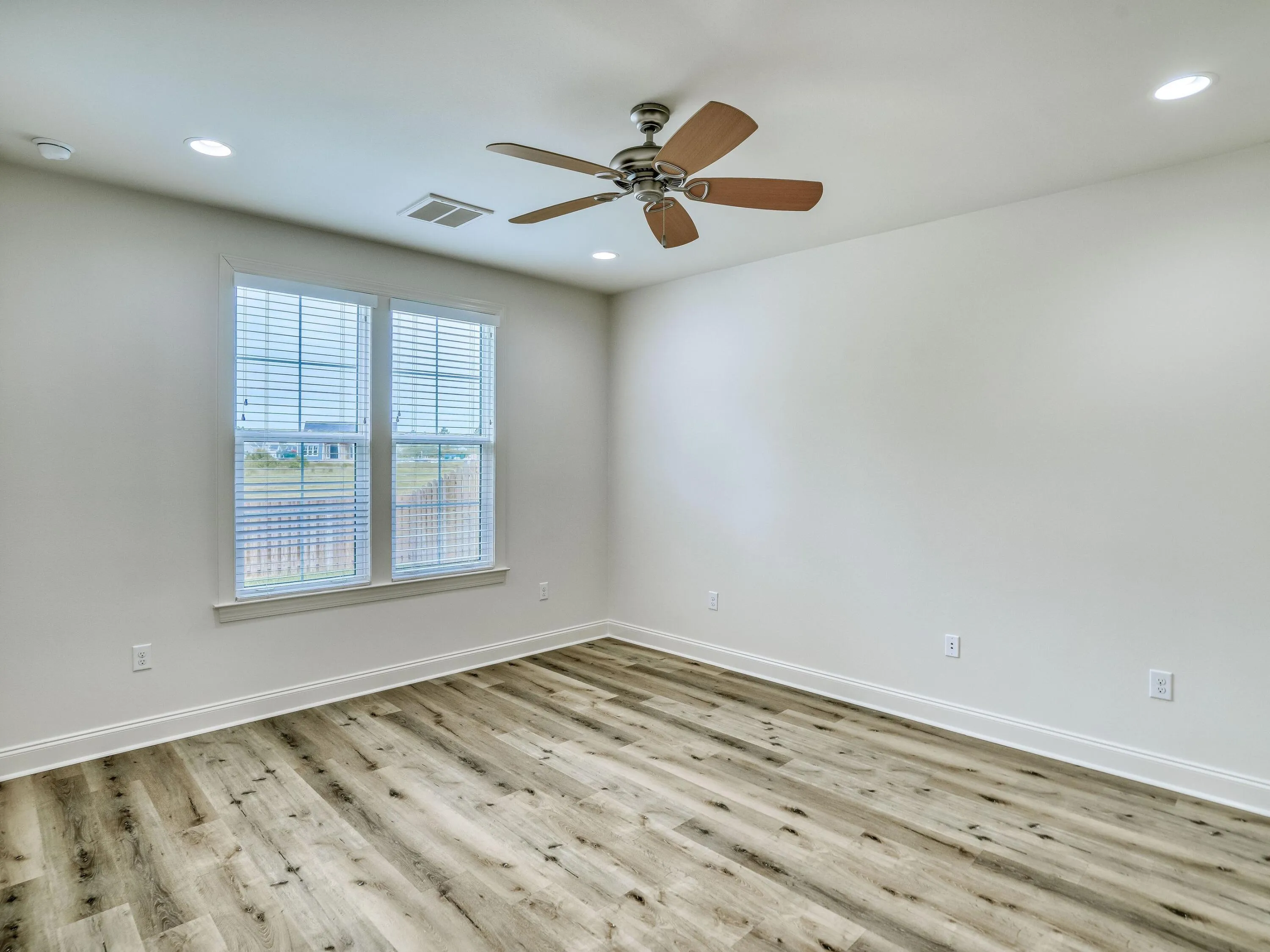 Watersound, Florida 32461, United States, 4 Bedrooms Bedrooms, ,4 BathroomsBathrooms,Residential,Active,253329