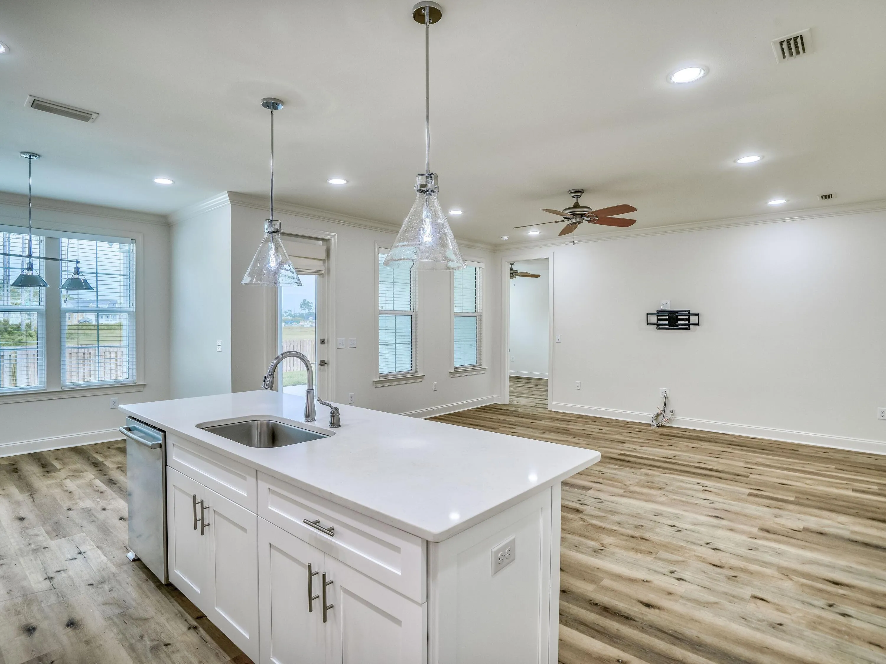 Watersound, Florida 32461, United States, 4 Bedrooms Bedrooms, ,4 BathroomsBathrooms,Residential,Active,253329