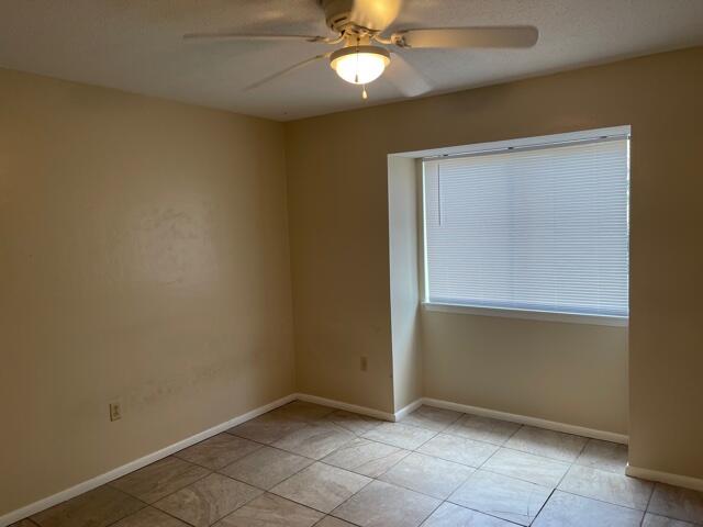HIDDEN COVE T/H - Residential Lease