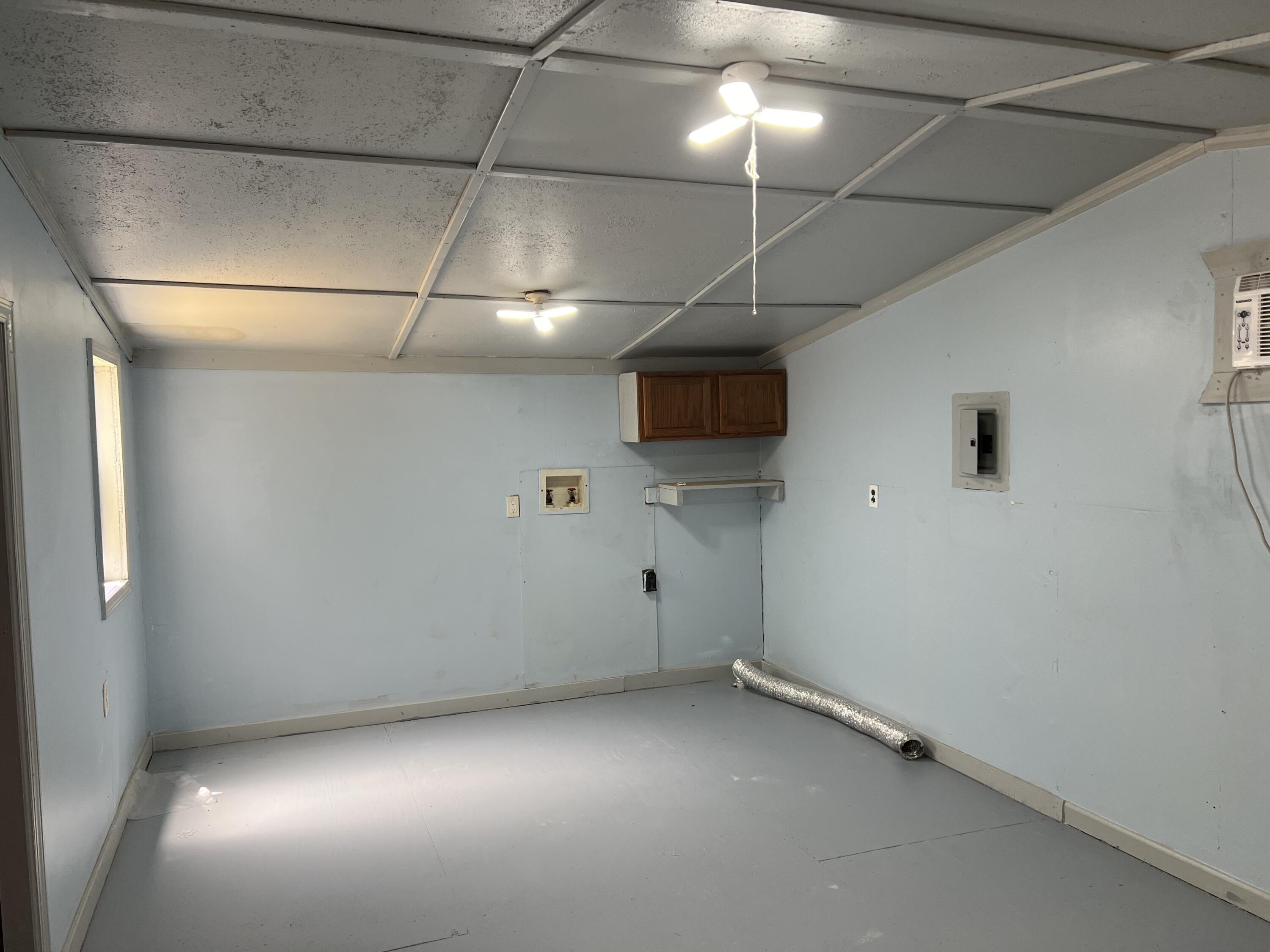 CHOCTAW 2ND ADDN - Residential Lease