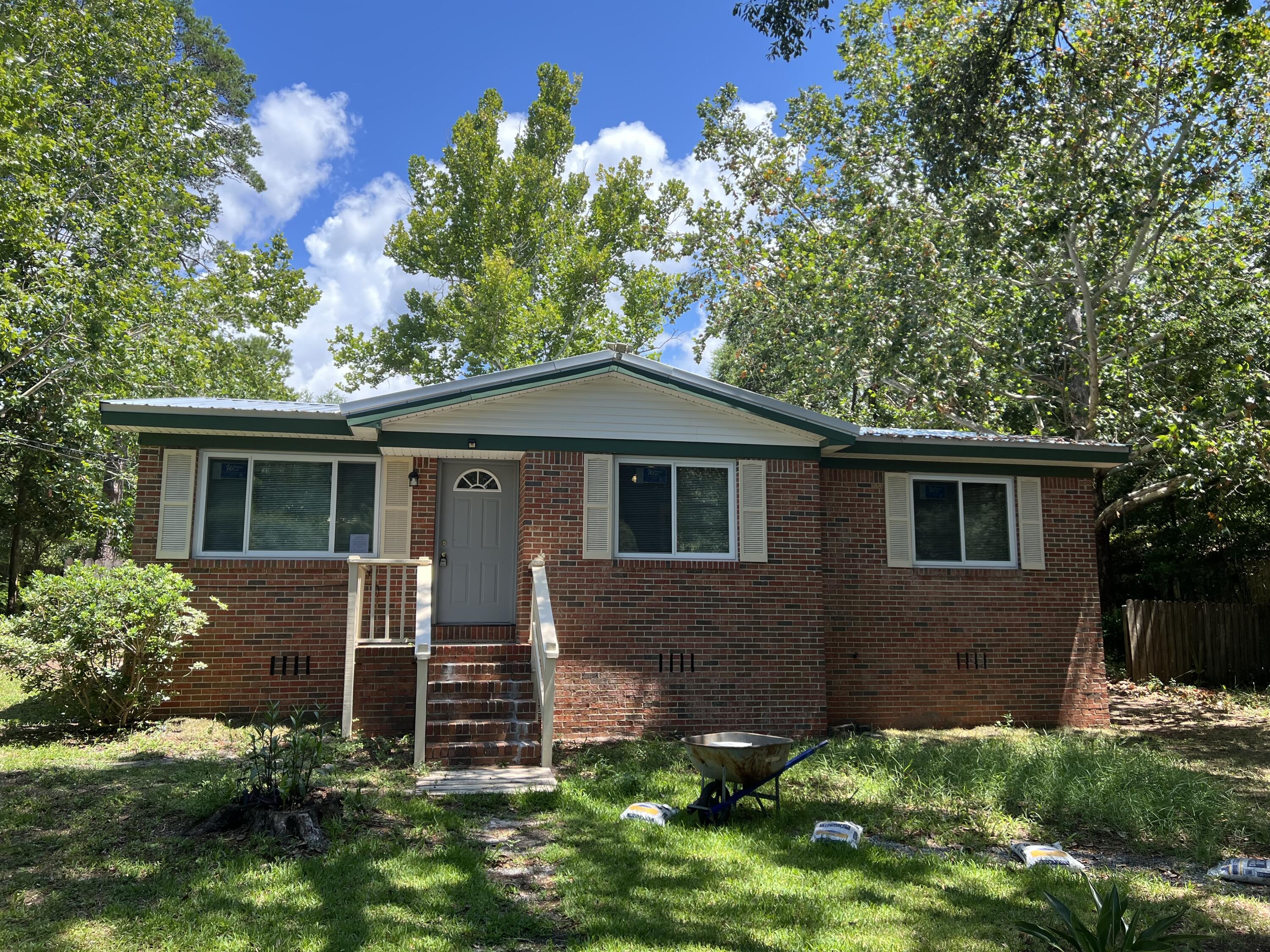 Newly renovated home located in Choctaw Beach. Huge fenced in corner lot with a separate laundry building and shed. 3 bedrooms and 1 bath. Stainless-steel appliances, and a large covered back deck!