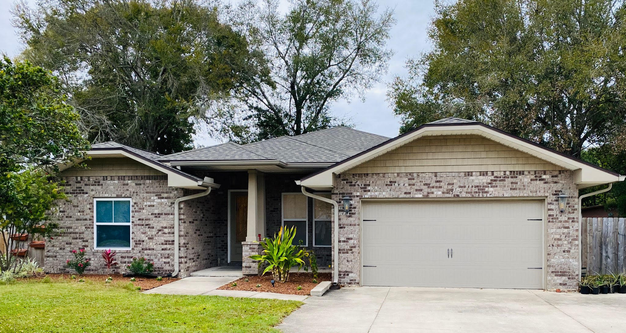 Come check out this gorgeous 4 bedroom 3 bath house located for perfect access to 7 SFG(A), Duke Field, Eglin AFB and Hurlburt Field as well as under a mile to Bruner middle school and close proximity to Edwins elementary and the Fort Walton Beach High School! (7 minute drive to Eglin AFB and 10 minutes to Hurlburt Field). You'll love the contemporary, spacious and open feel of this home as much as you love the attention to detail in the craftsmanship of the build!Awesome new floor plan by award winning builder! This 4/3 custom brick home has super curb appeal, and sits on a large lot. There are 10 Ft. Ceilings w/ impressive crown molding and tile flooring throughout the main living and wet areas. You will love this one!
