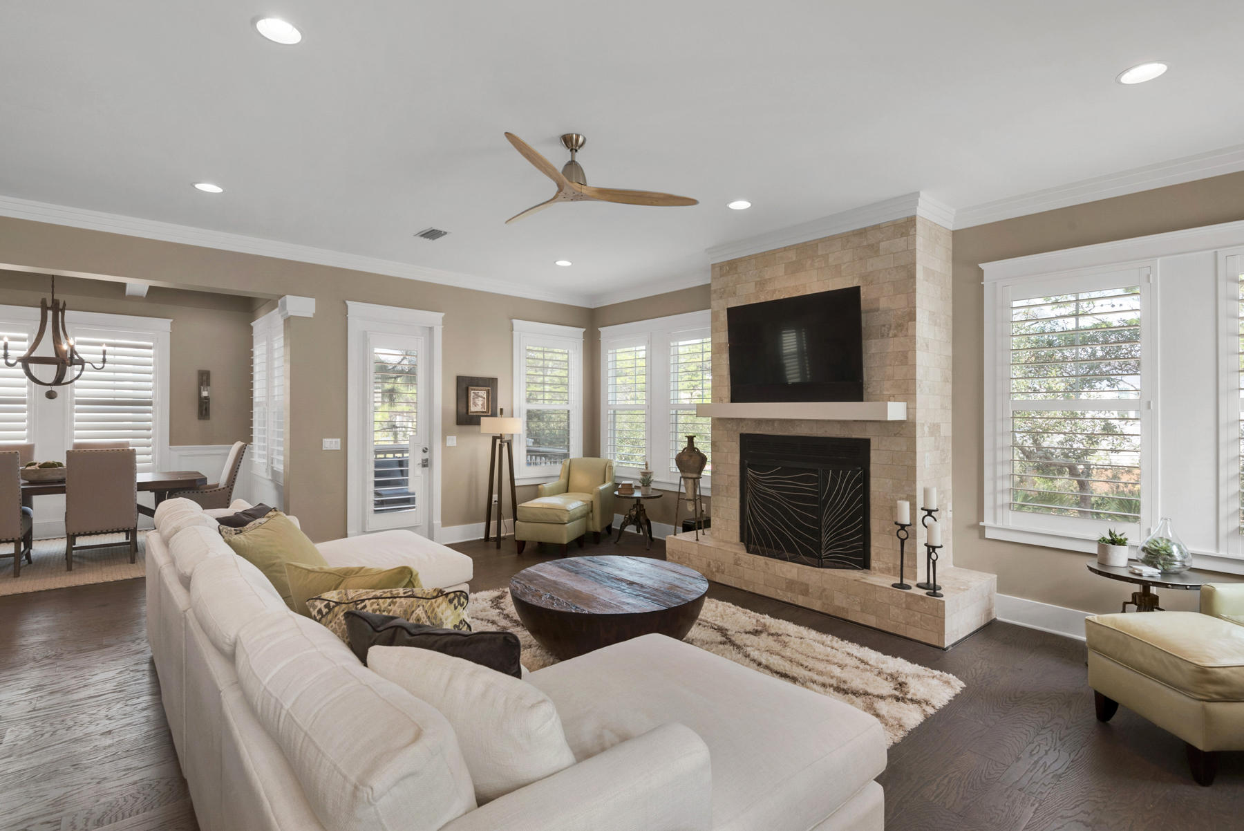HIGHLAND PARKS - Residential