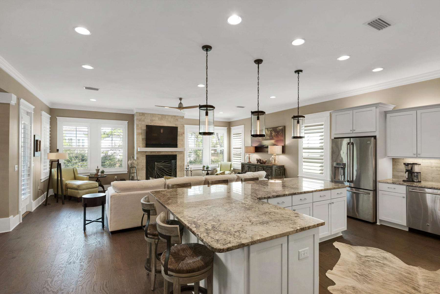 HIGHLAND PARKS - Residential