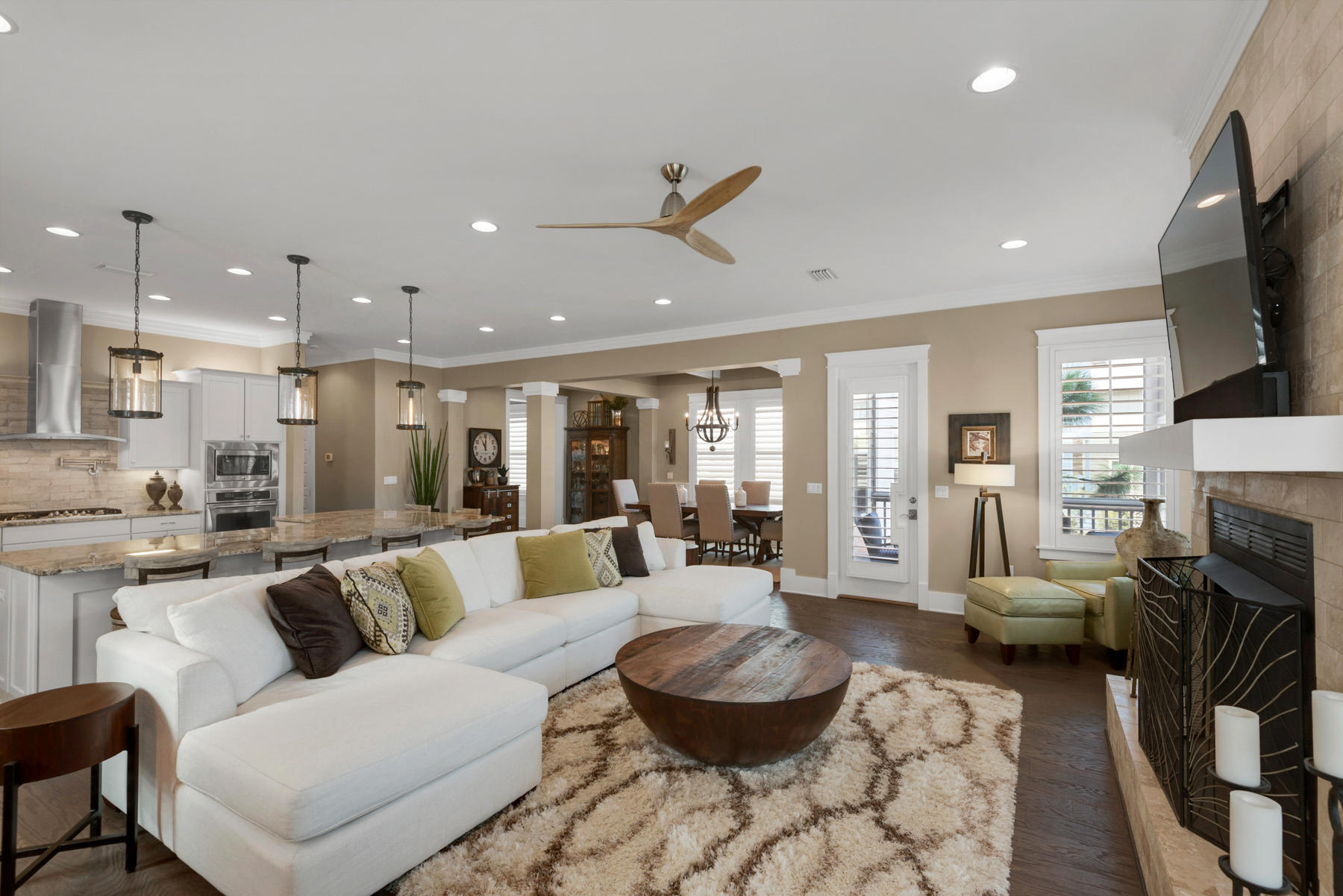 HIGHLAND PARKS - Residential