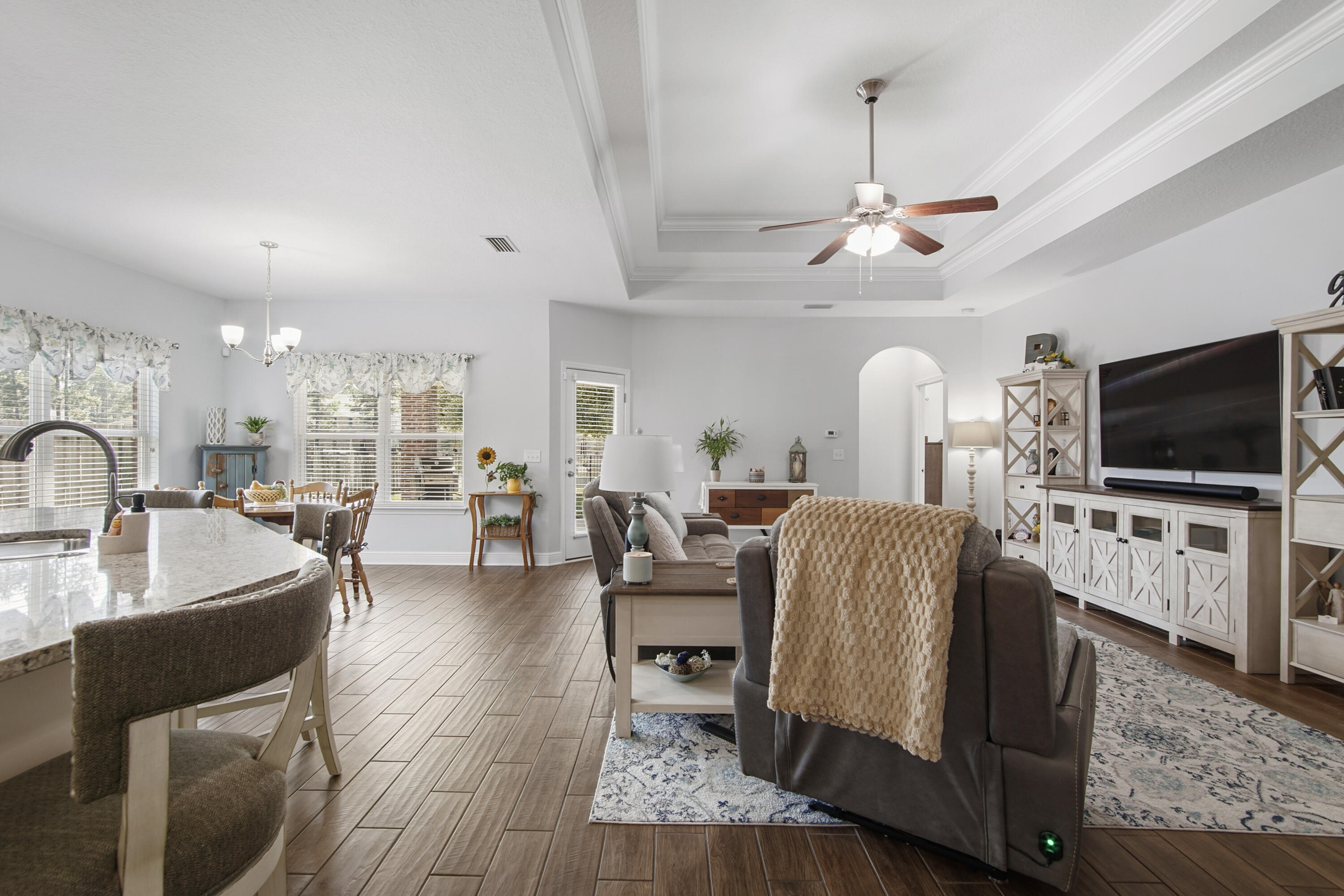 HAMMOCK BAY - Residential