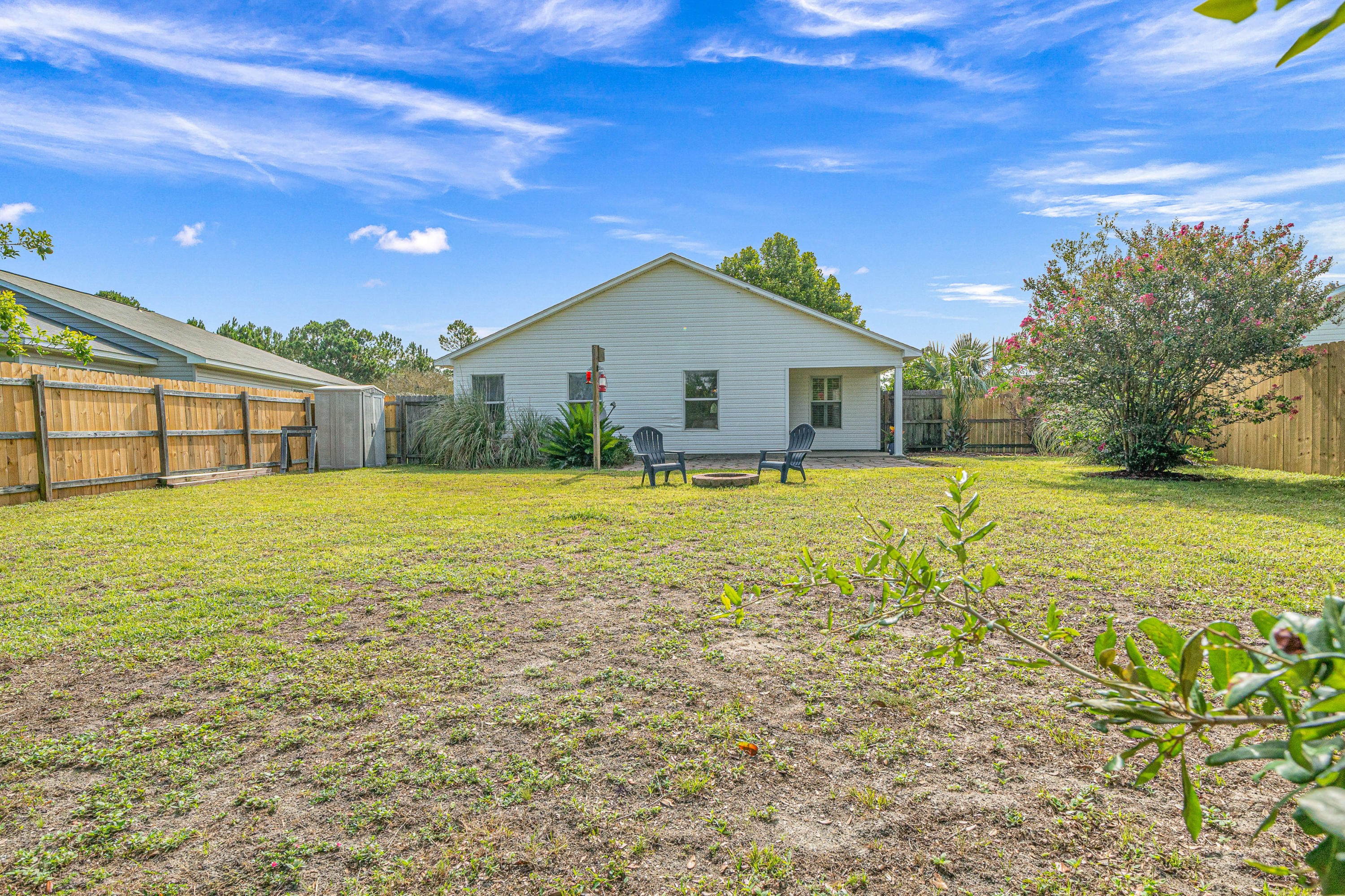 HIDDEN SHORES - Residential