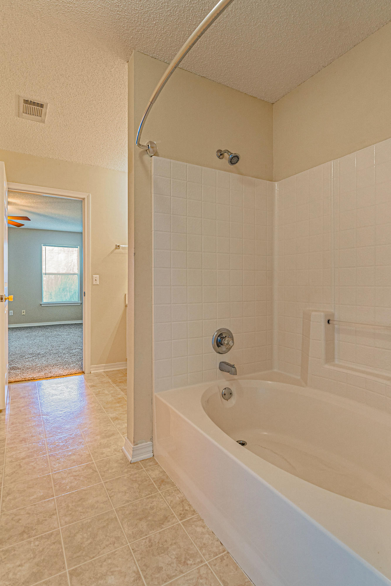 HIDDEN SHORES - Residential