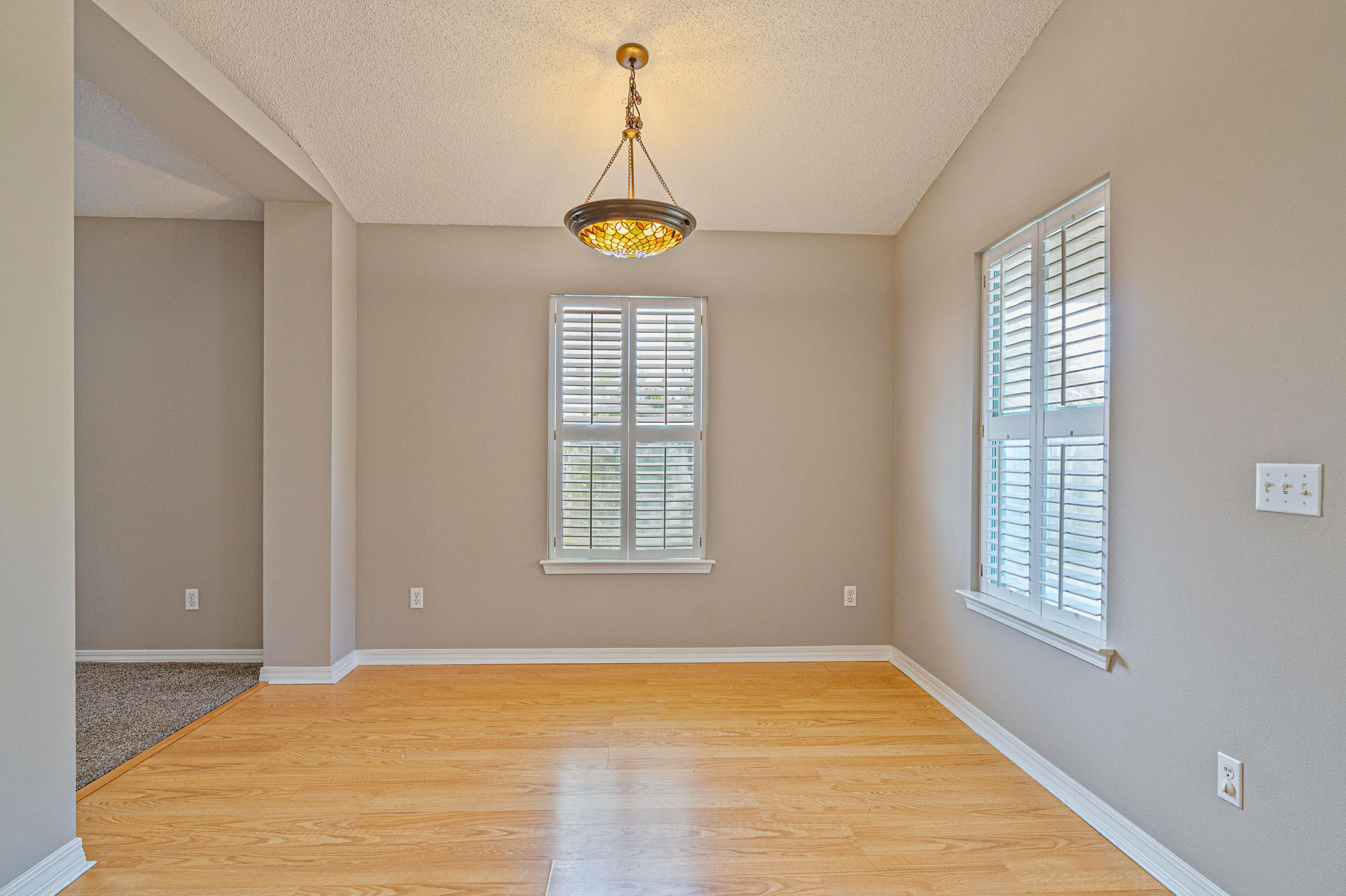 HIDDEN SHORES - Residential