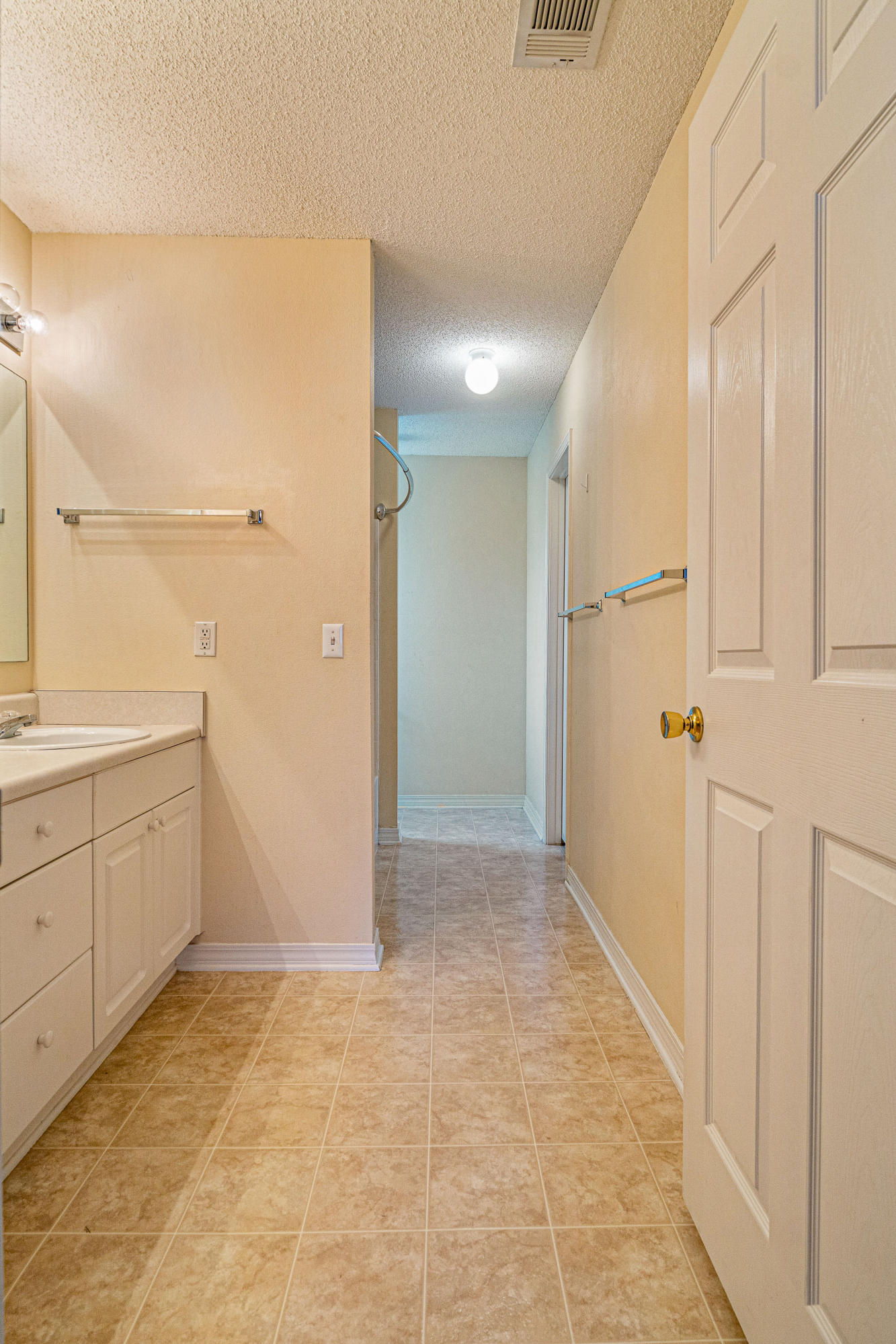 HIDDEN SHORES - Residential