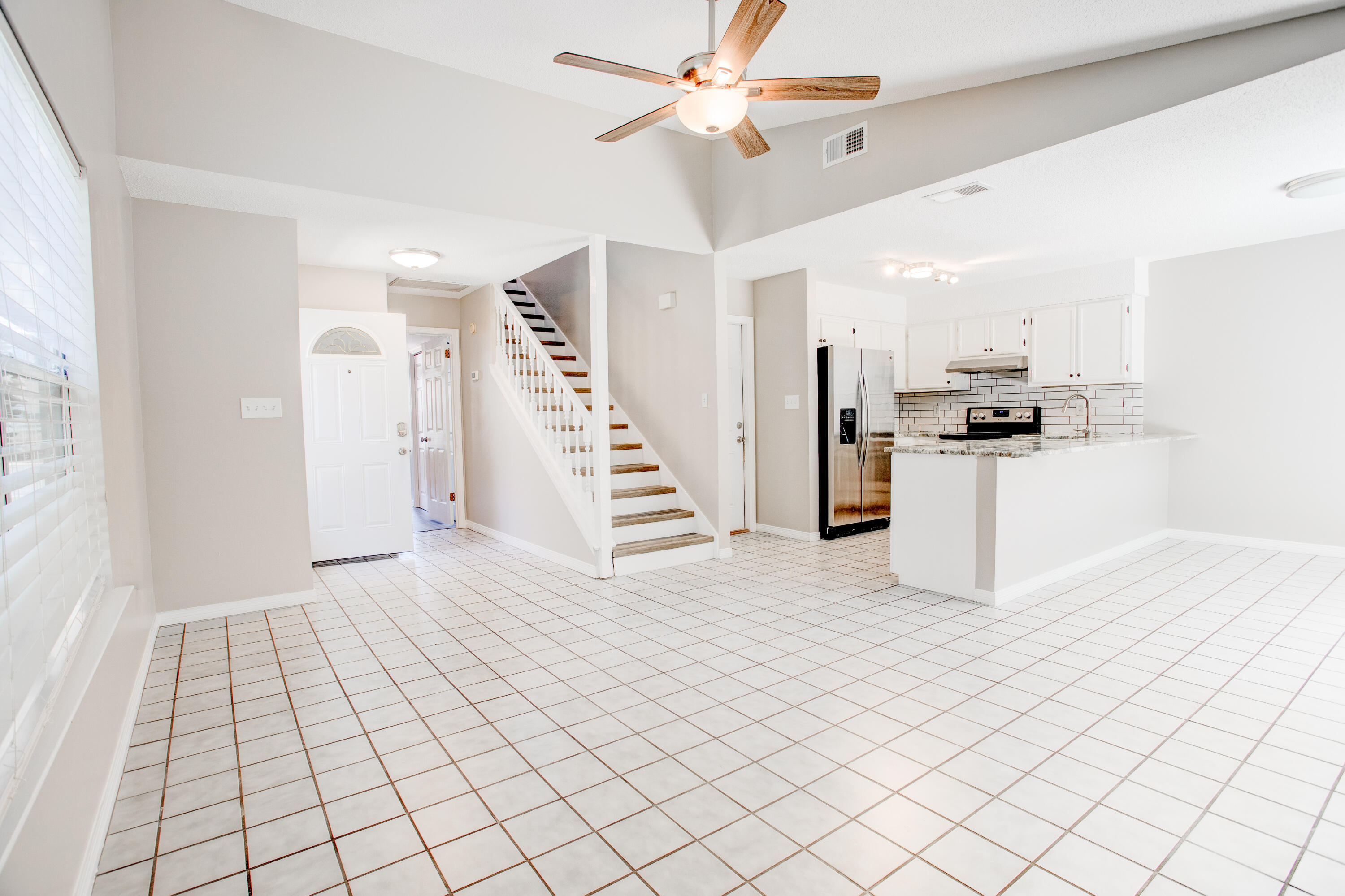 FALCON RIDGE - Residential