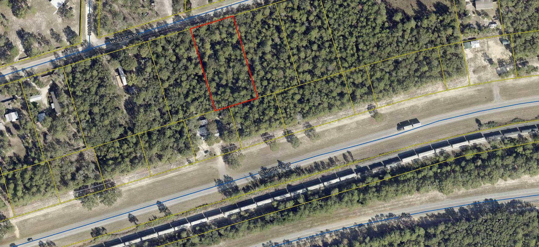 Beautiful .998 (1 acre) lot with no HOA. Manufactured home and new homes in the area. Lot is wooded with lots of shade trees. Mossy Head Water is available. Tap fee is due. You will need to install power pole and septic.