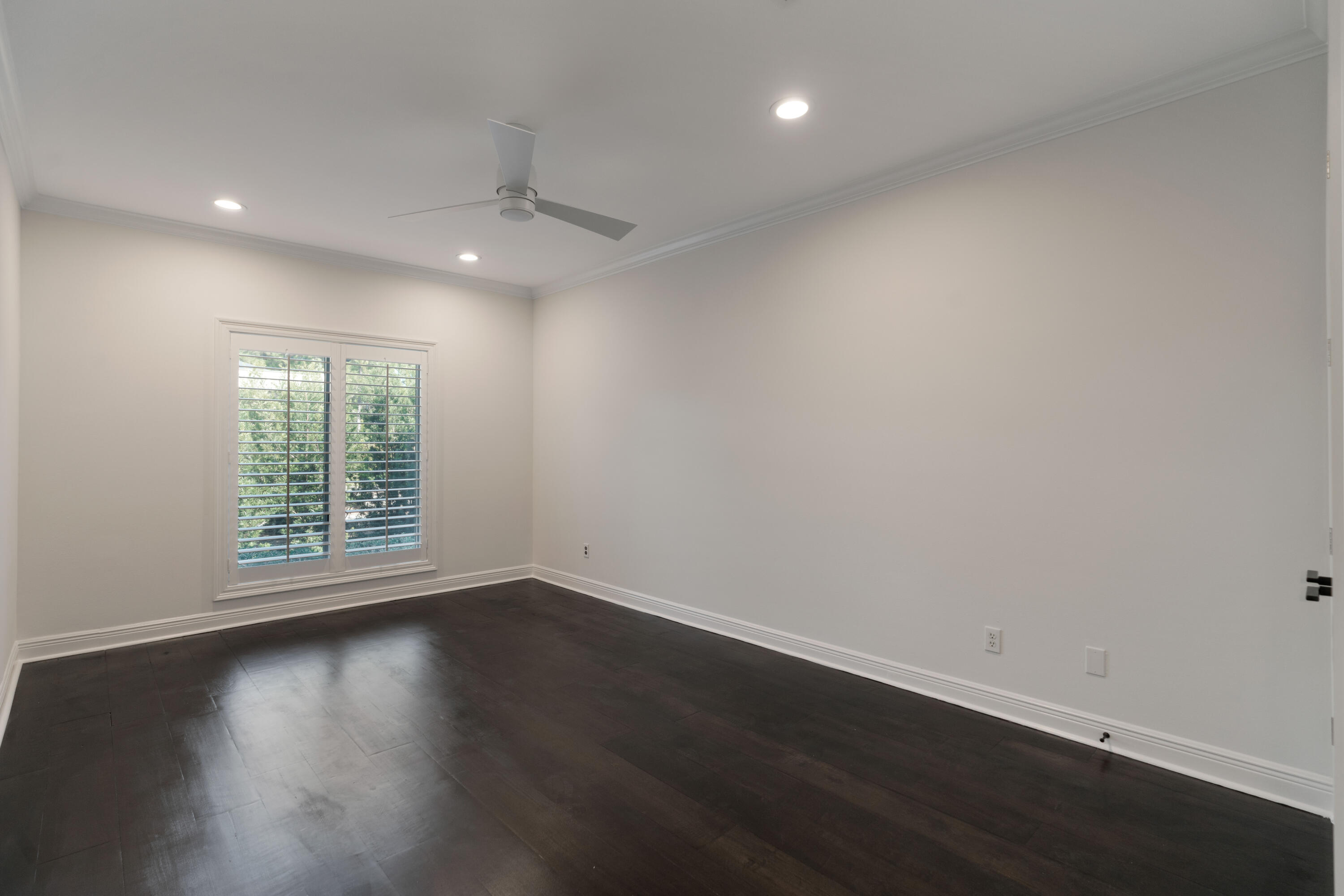 BURNT PINE - Residential