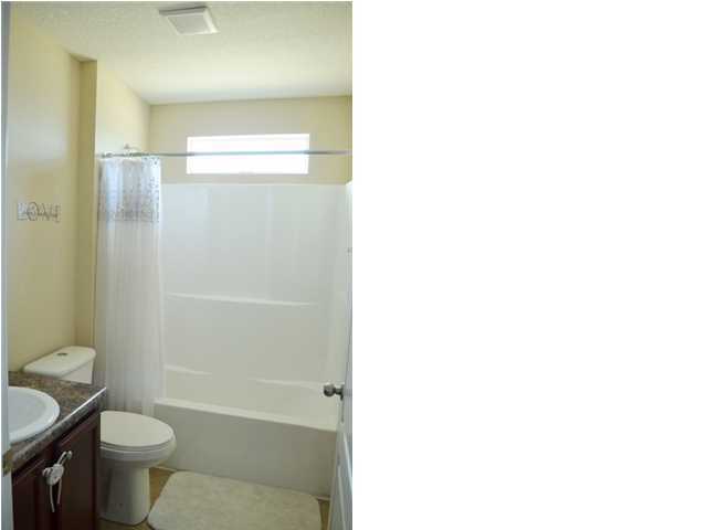 SILVER SPRINGS EST - Residential