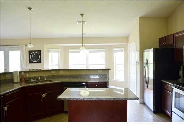 SILVER SPRINGS EST - Residential