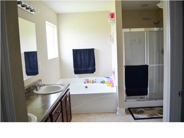 SILVER SPRINGS EST - Residential