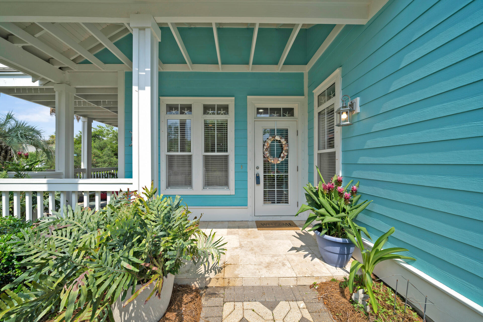 EMERALD WATERS VILLAGE - Residential