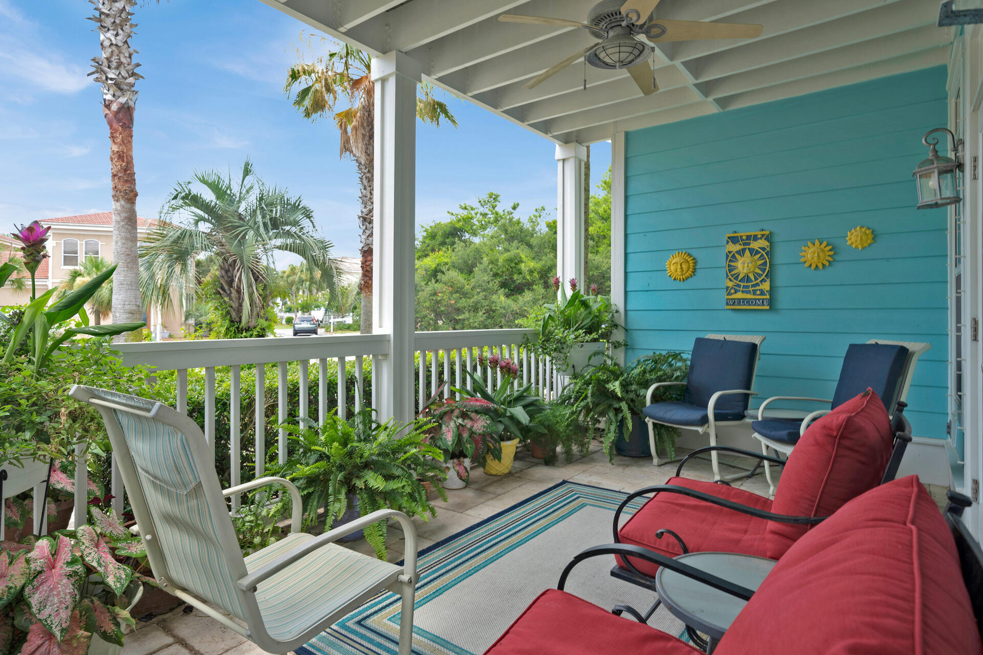 EMERALD WATERS VILLAGE - Residential