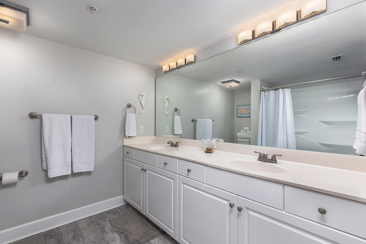 PELICAN ISLE - Residential