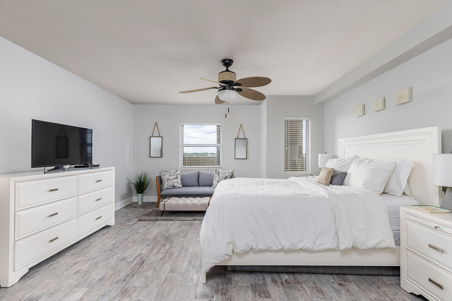 PELICAN ISLE - Residential