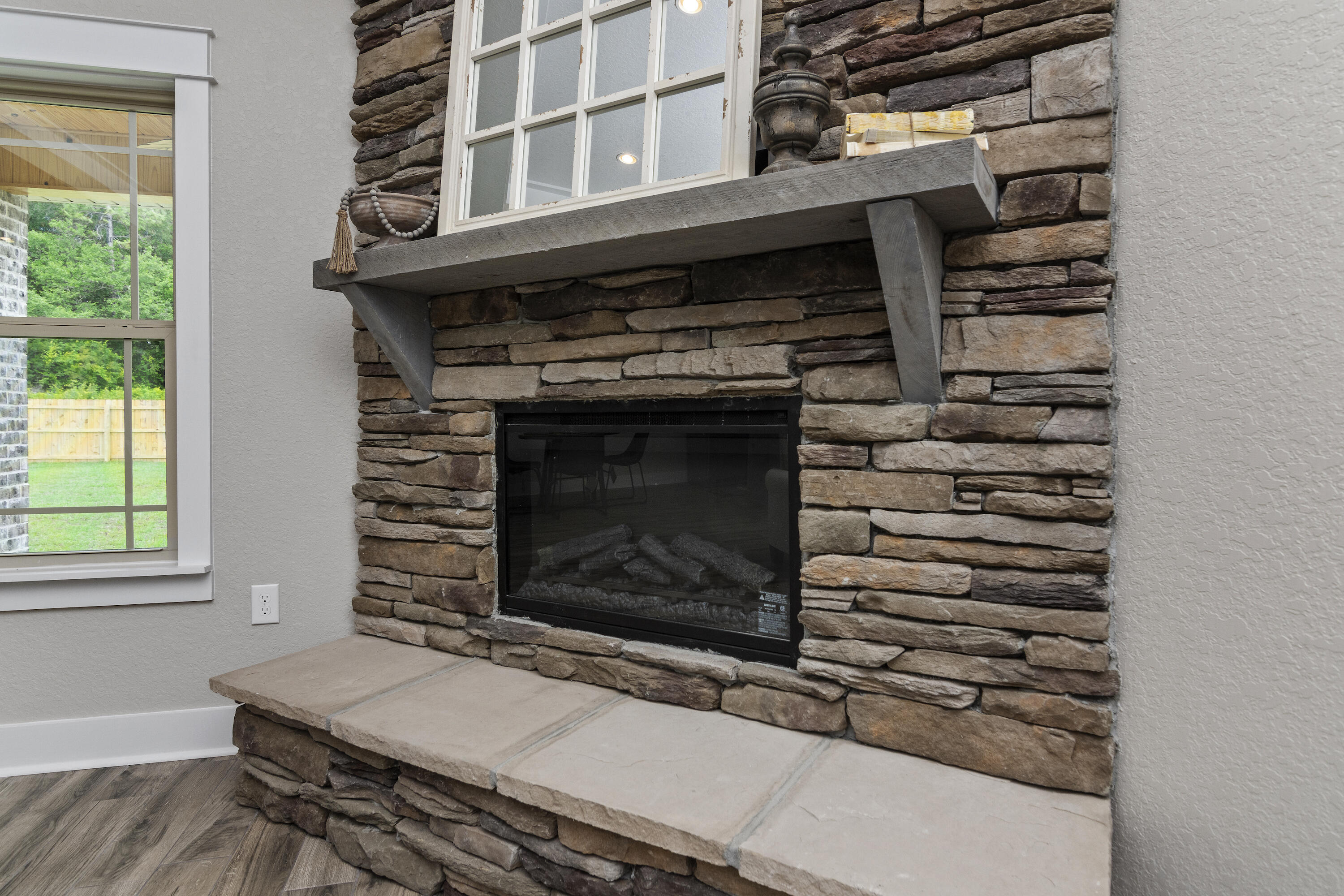 BRIDLE WOOD EST PH I - Residential