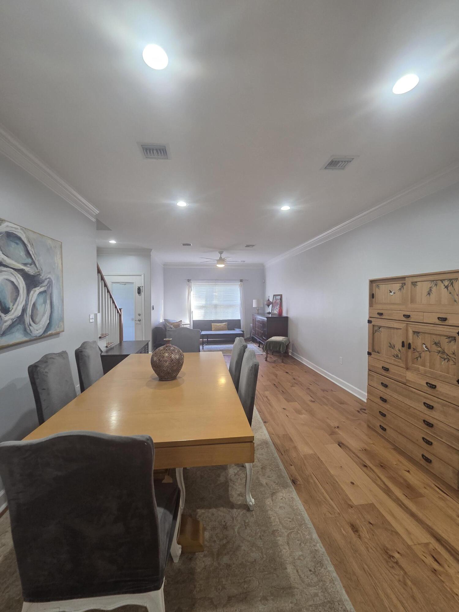 TOWN OF SANTA ROSA - Residential