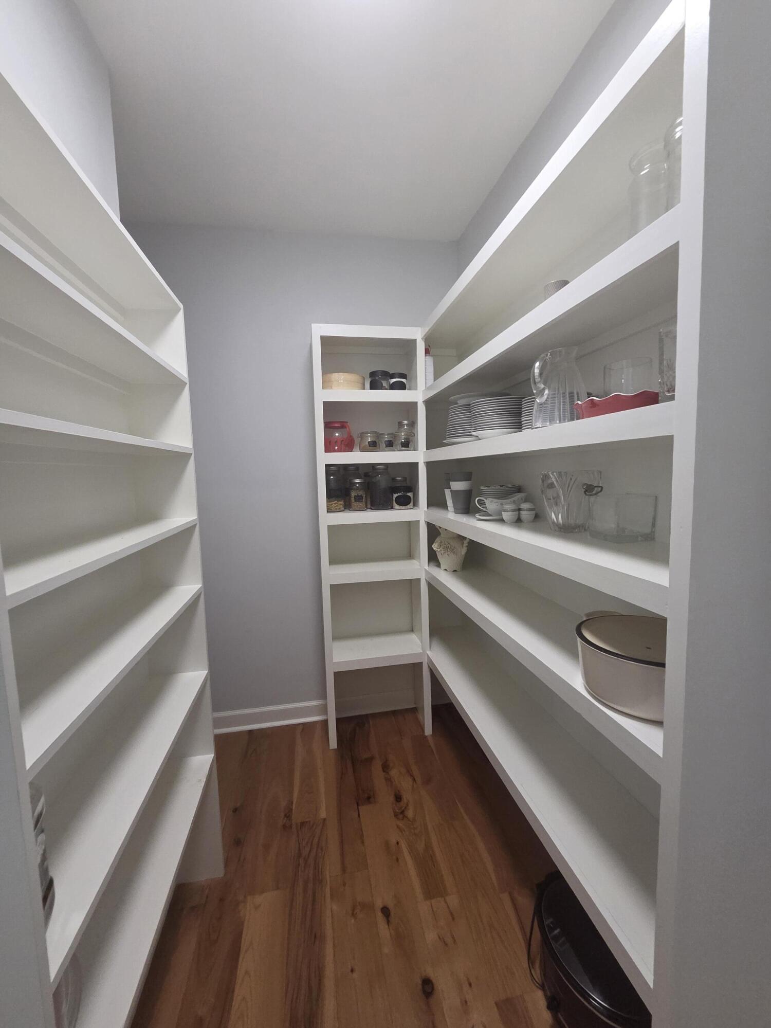 TOWN OF SANTA ROSA - Residential