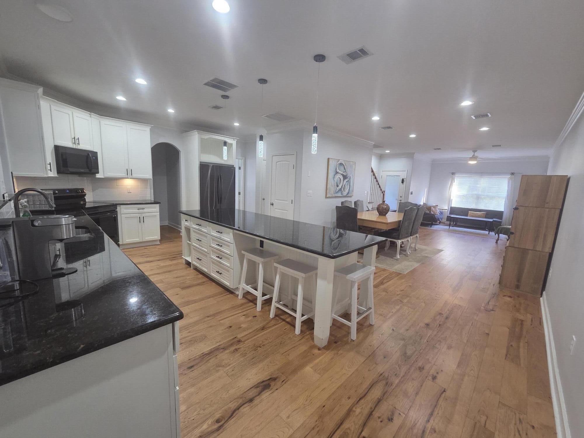 TOWN OF SANTA ROSA - Residential