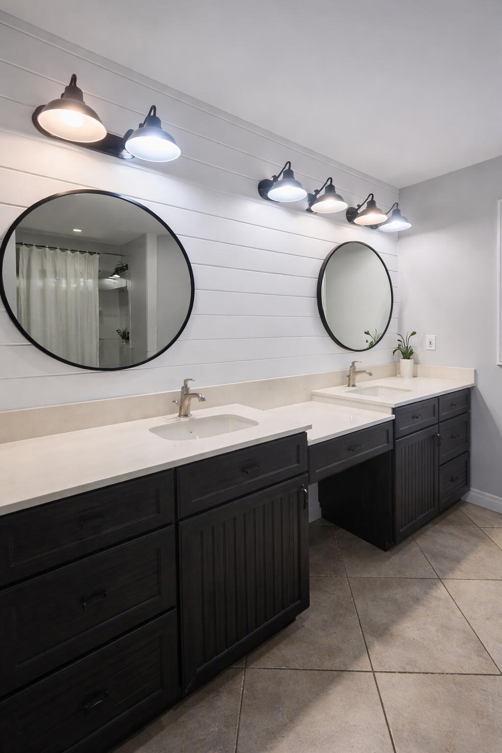 TOWN OF SANTA ROSA - Residential