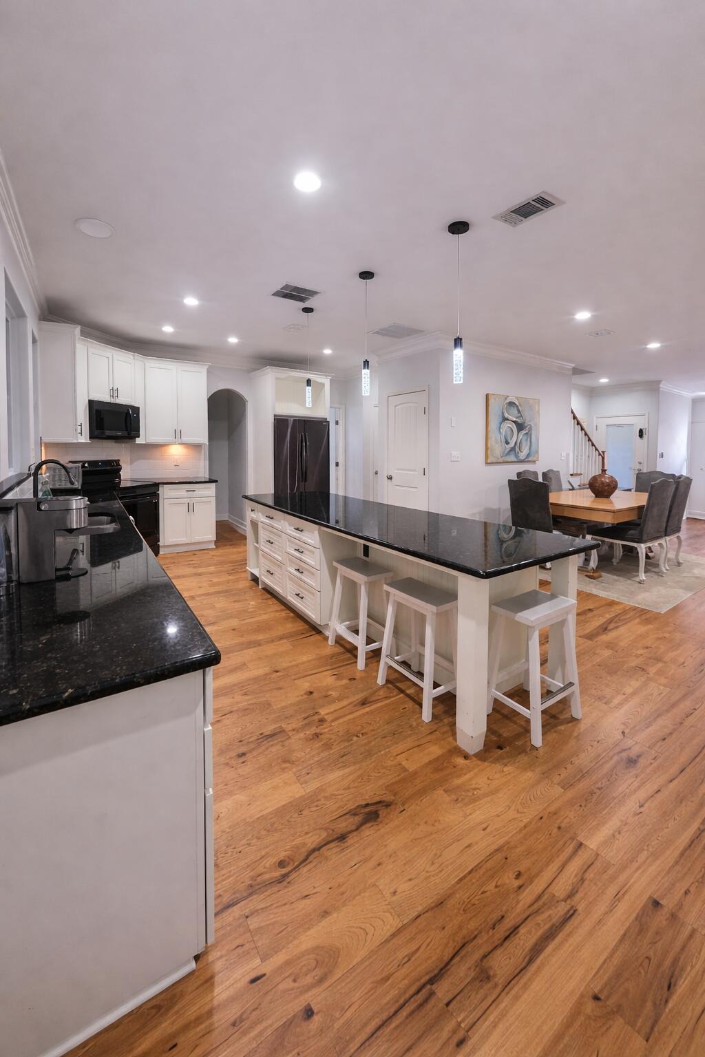 TOWN OF SANTA ROSA - Residential