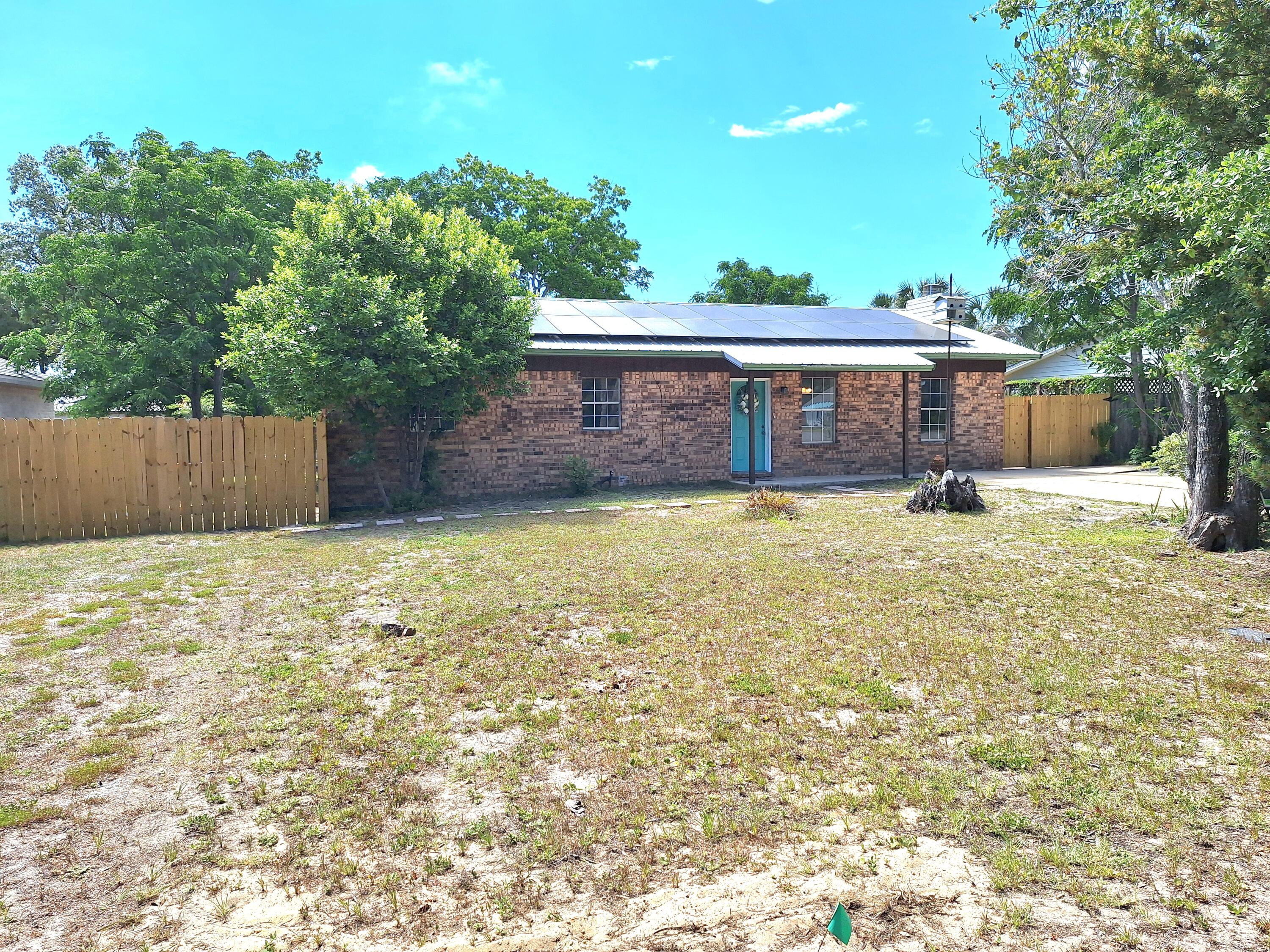WYNNEHAVEN BCH EST LOT 15 BLK 23 - Residential