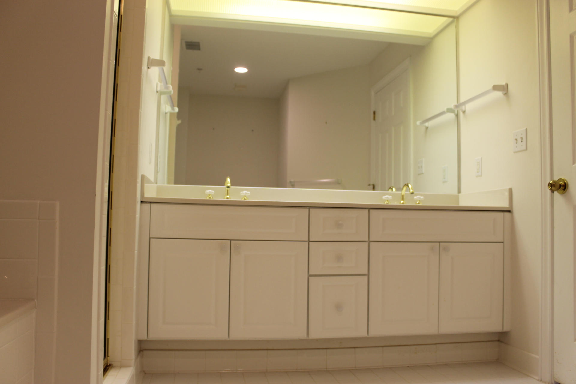 SOUTHWINDS II - Residential