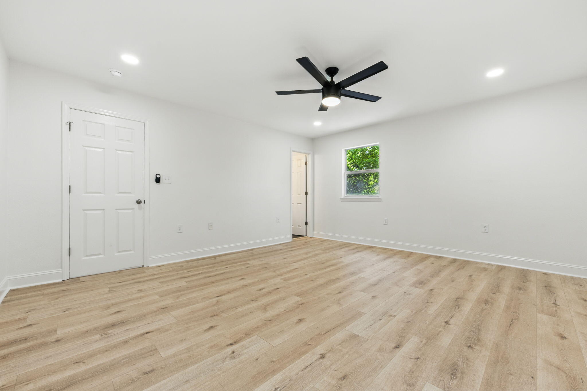 CHELSEA WOODS - Residential