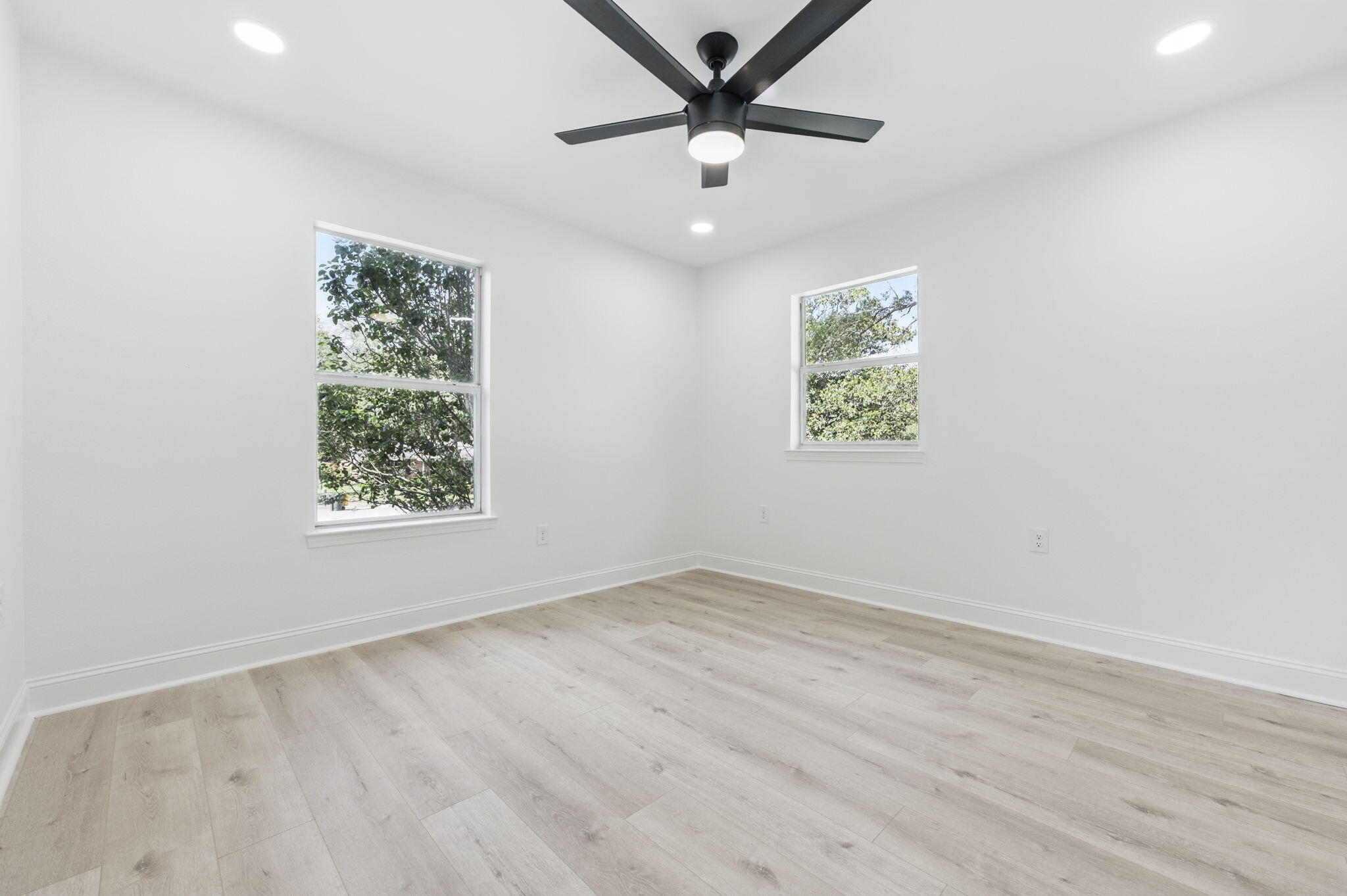 CHELSEA WOODS - Residential