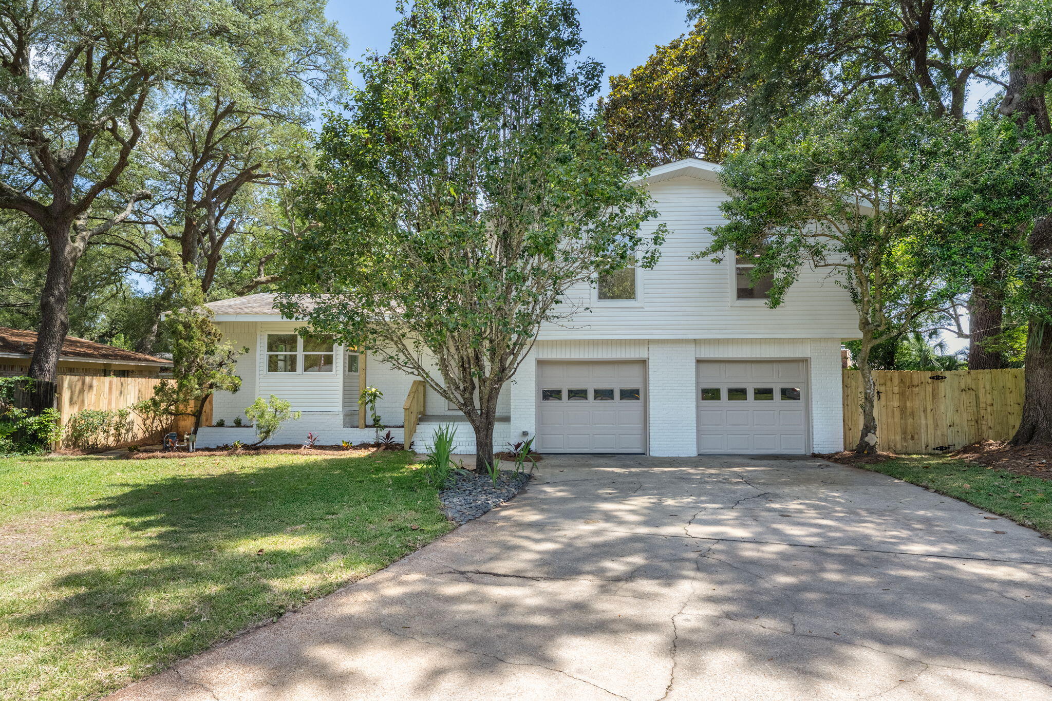 CHELSEA WOODS - Residential
