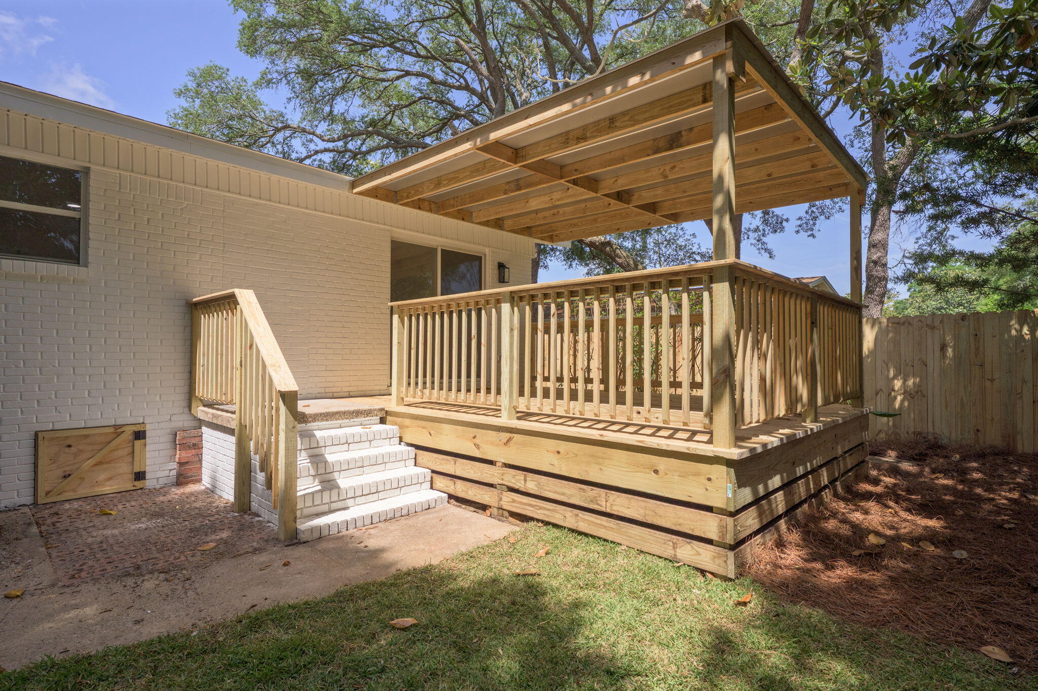 CHELSEA WOODS - Residential