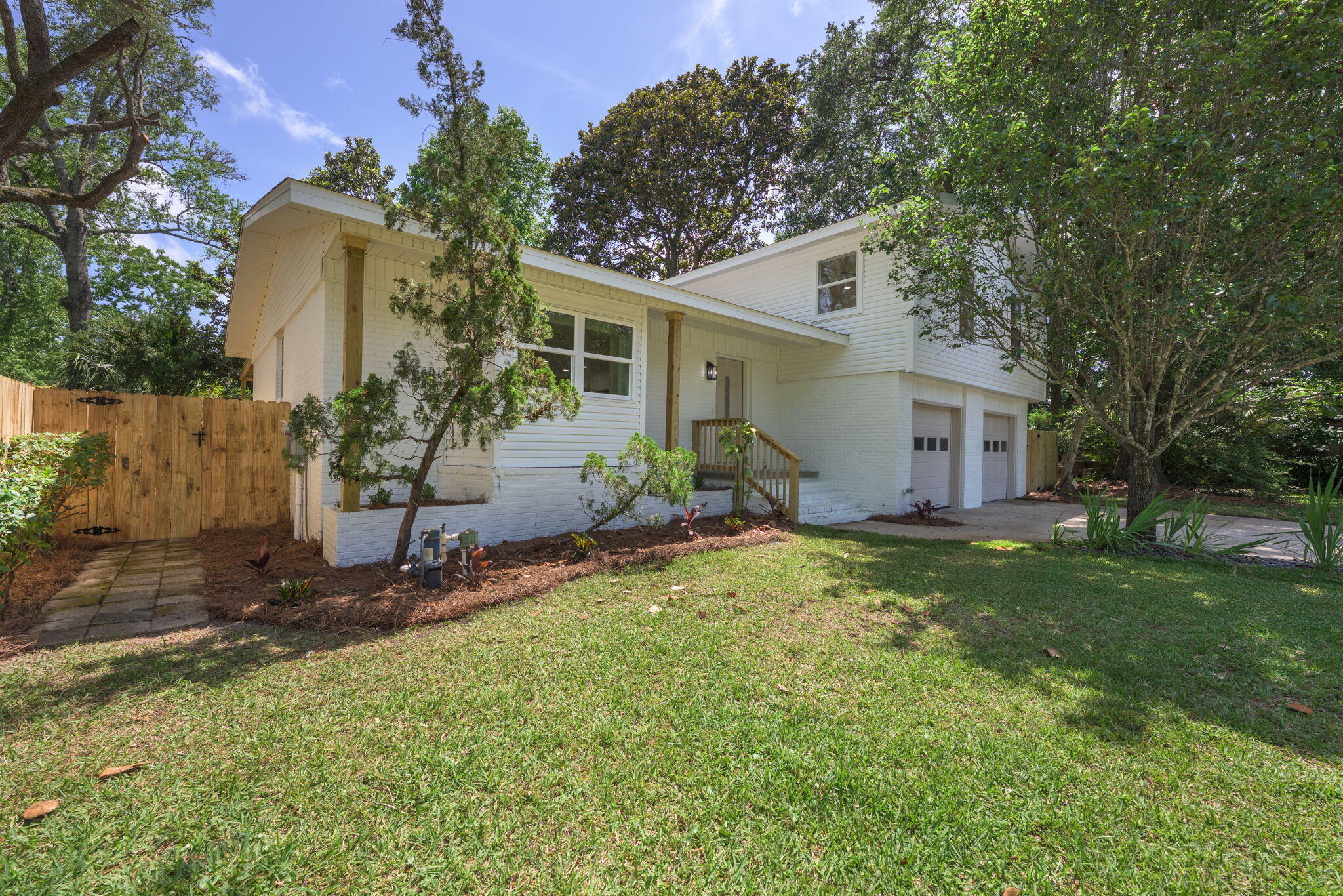CHELSEA WOODS - Residential