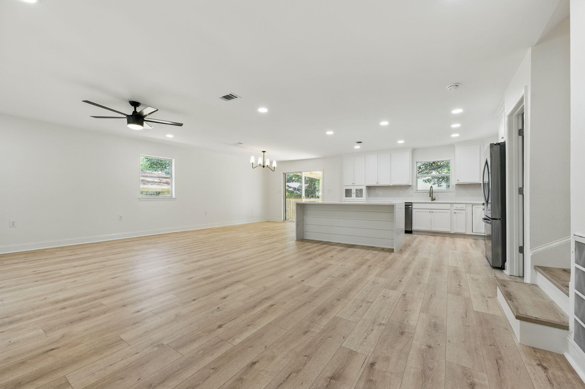 CHELSEA WOODS - Residential