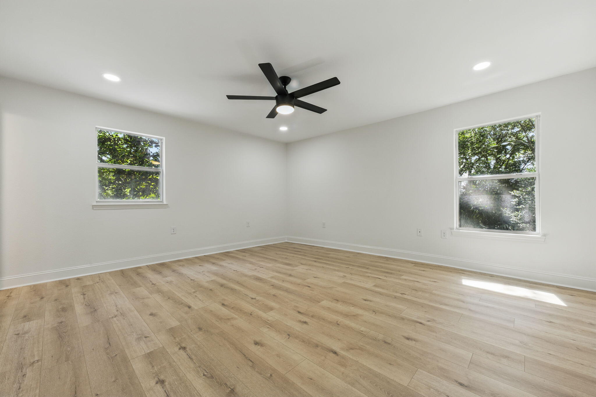 CHELSEA WOODS - Residential