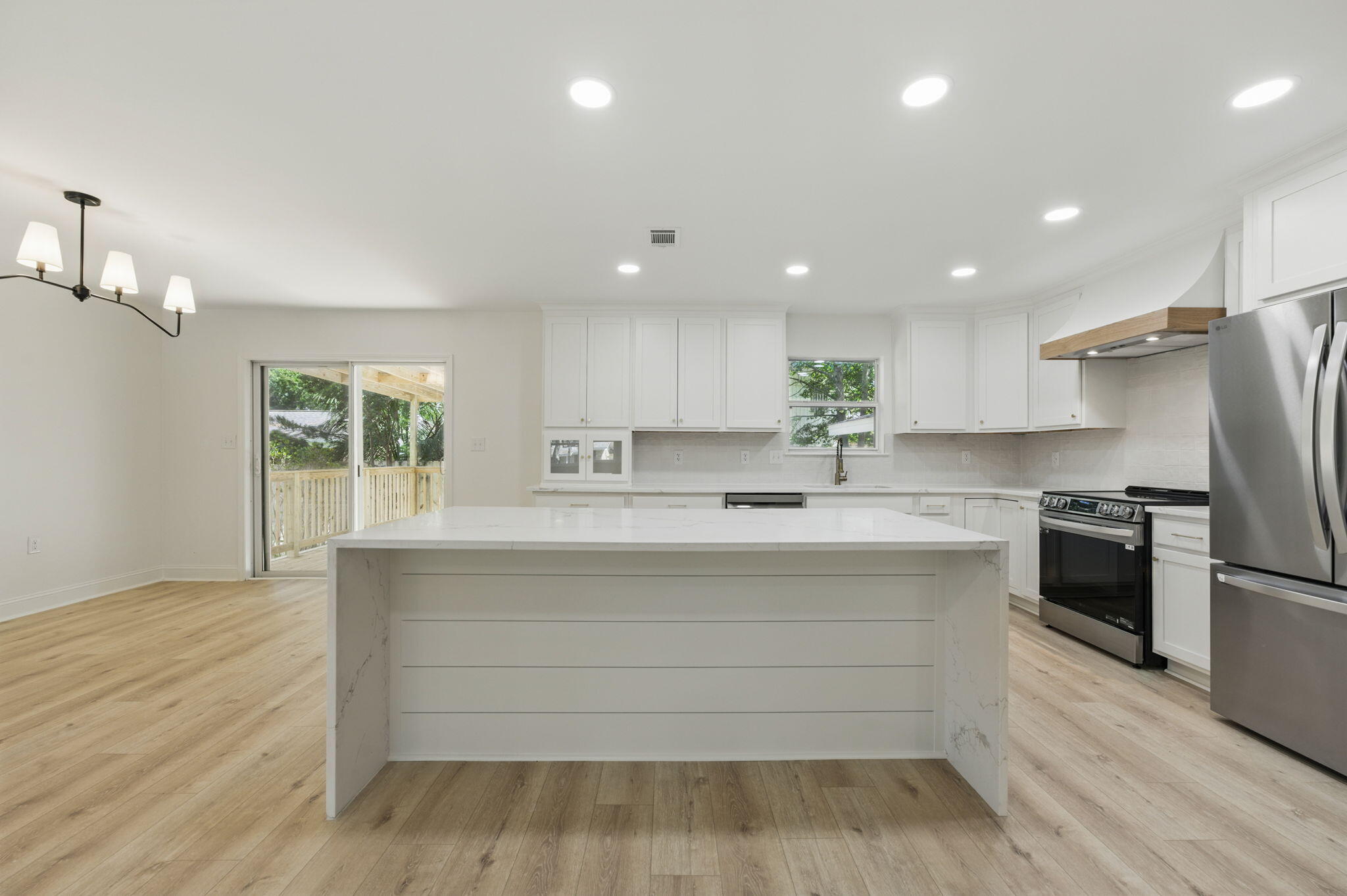 CHELSEA WOODS - Residential