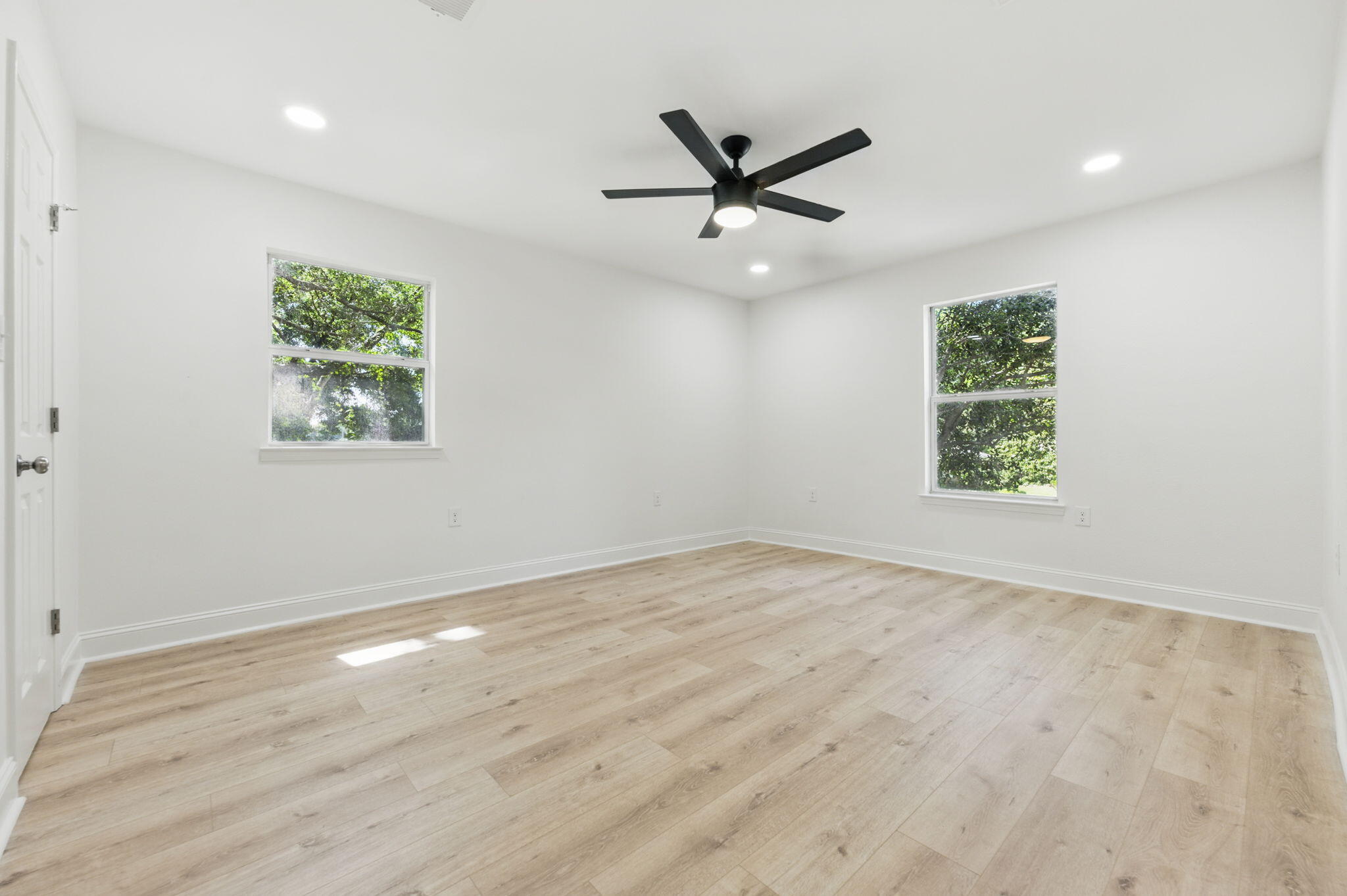 CHELSEA WOODS - Residential