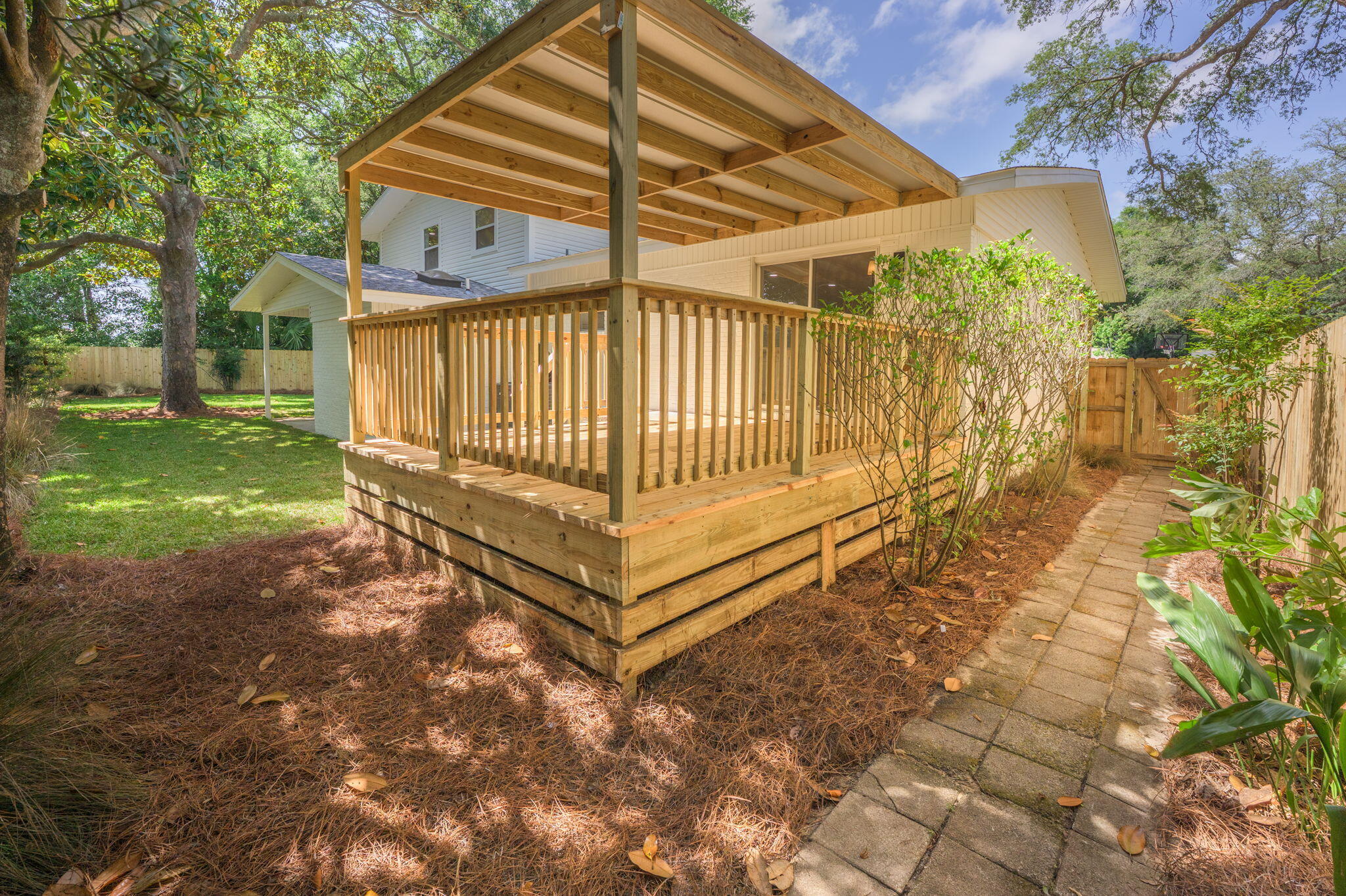 CHELSEA WOODS - Residential